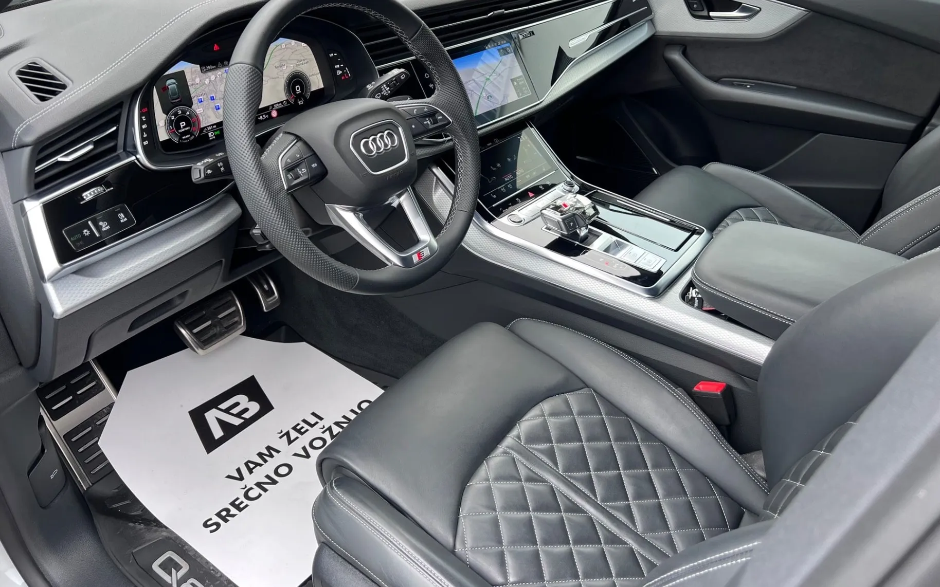 Notranja slika - Audi Q8 - 50 TDI+1.LAST+SLO+Q+S-LINE+210kW+MATRIX+PANORAMA - 9