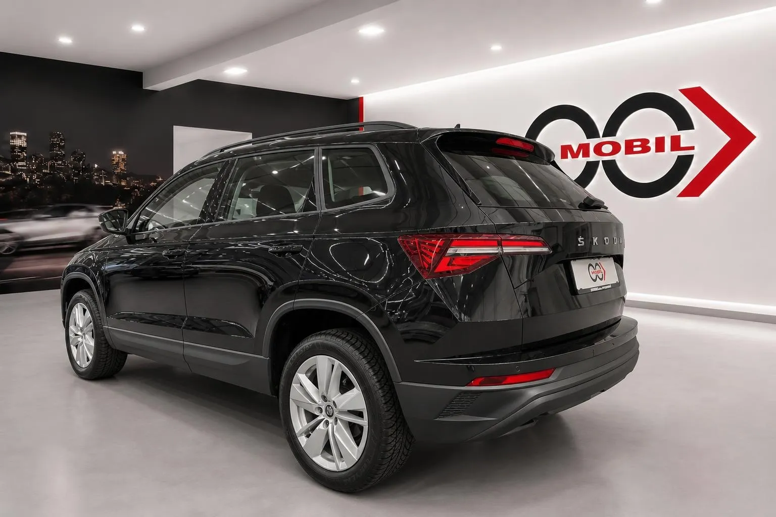 Notranja slika - Škoda Karoq - 2.0 TDI Selection - LED.virtual.kamera.asistence - 8