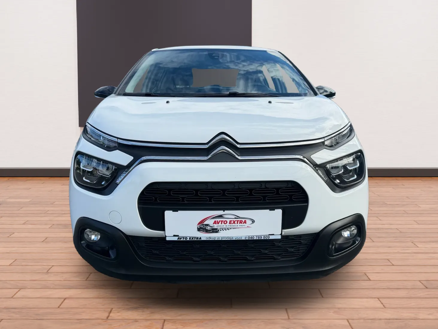 Zunanja slika - Citroën C3 - 1,2 PureTech 83 S&S Shine - 2
