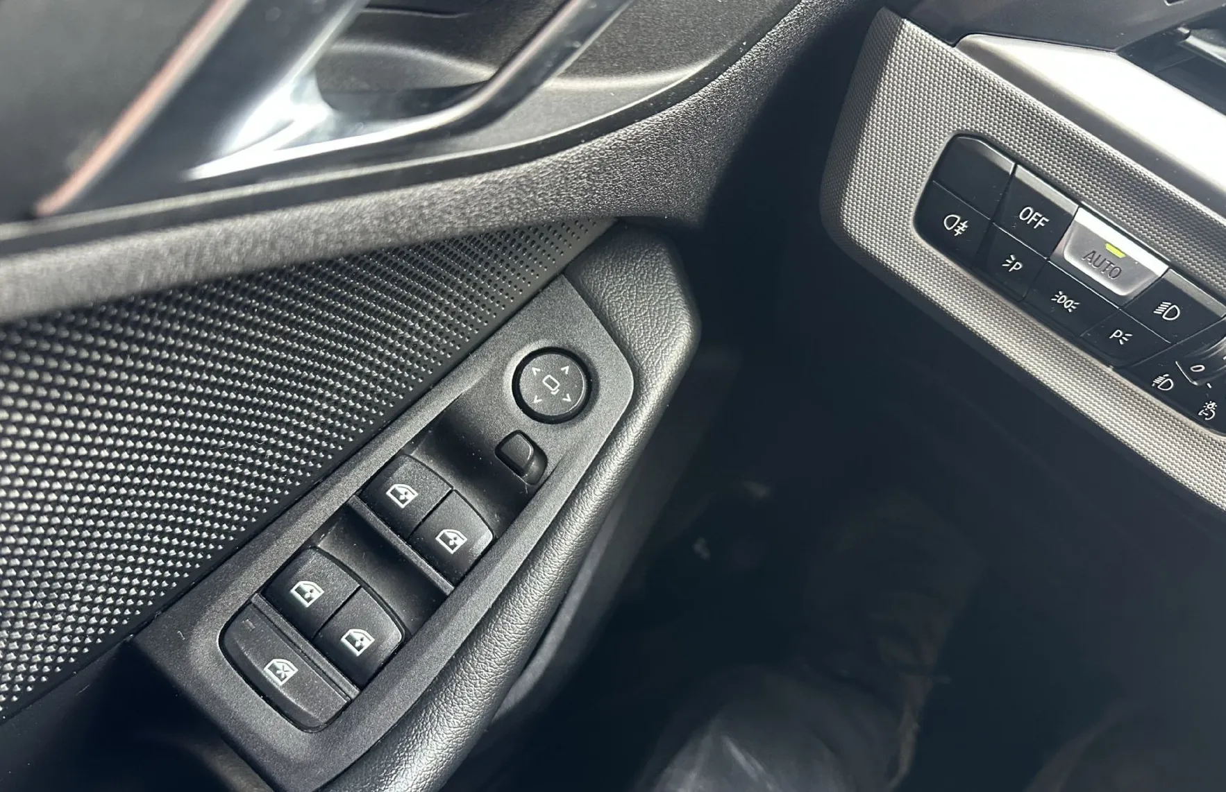 Zunanja slika - BMW Serija 1 - : 116d.NEMŠKI+4 GUME.NAVI.AUTOMATIK.SAMO 118.000KM - 10