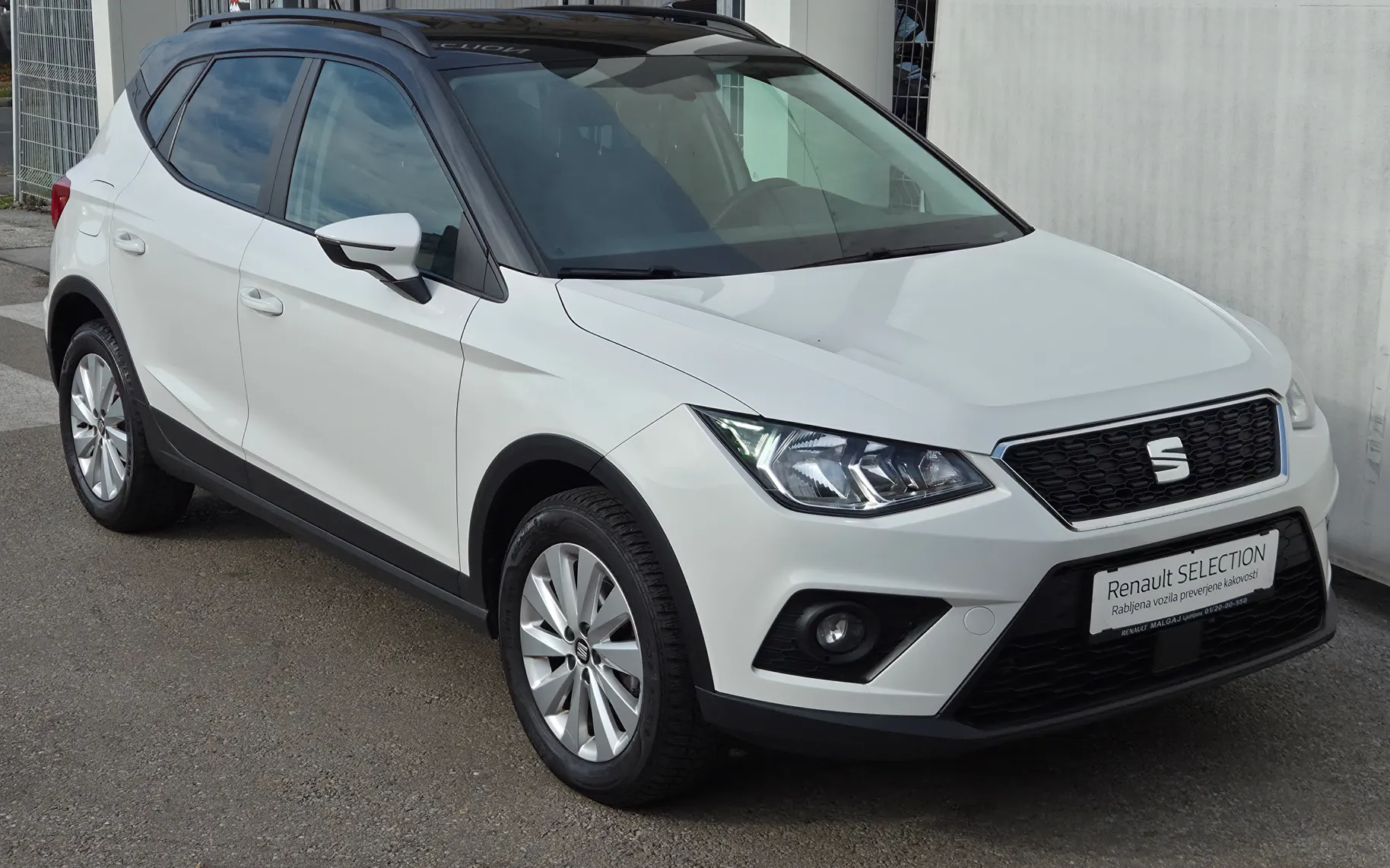 Zunanja slika - Seat Arona - 1.0 TSI Style DSG 1.LASTNIK SLO.POREKLO - 3