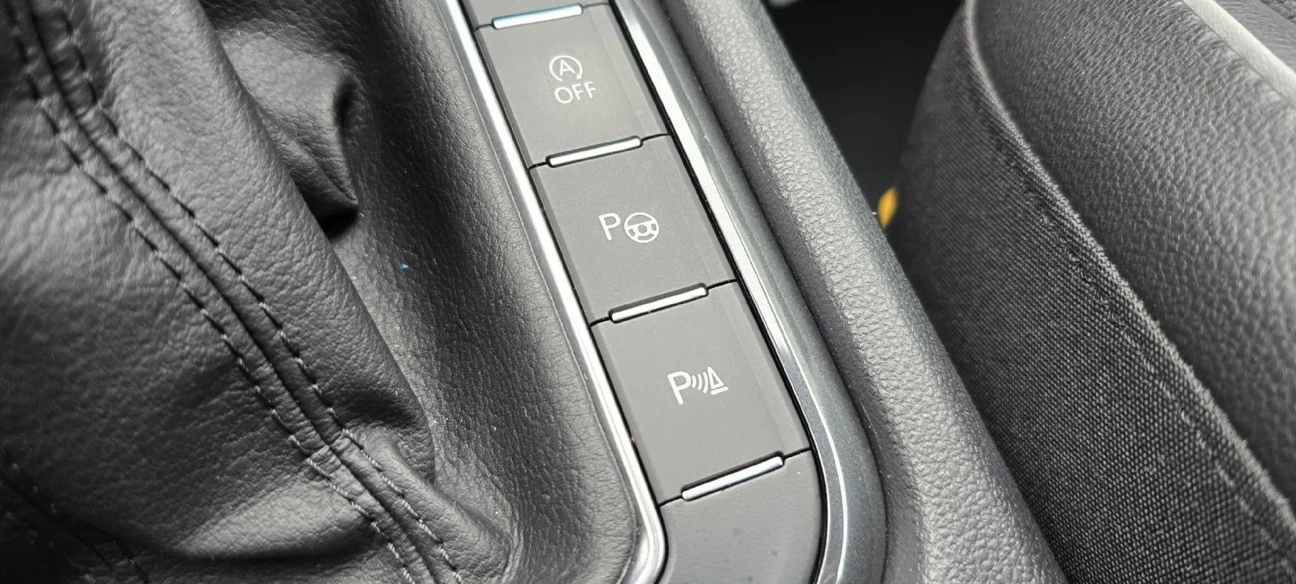 Zunanja slika - Volkswagen Tiguan - 2.0 TDI DSG HIGHLINE-VIRTUAL-MATRIX-CAMERA-NEMŠKI - 20