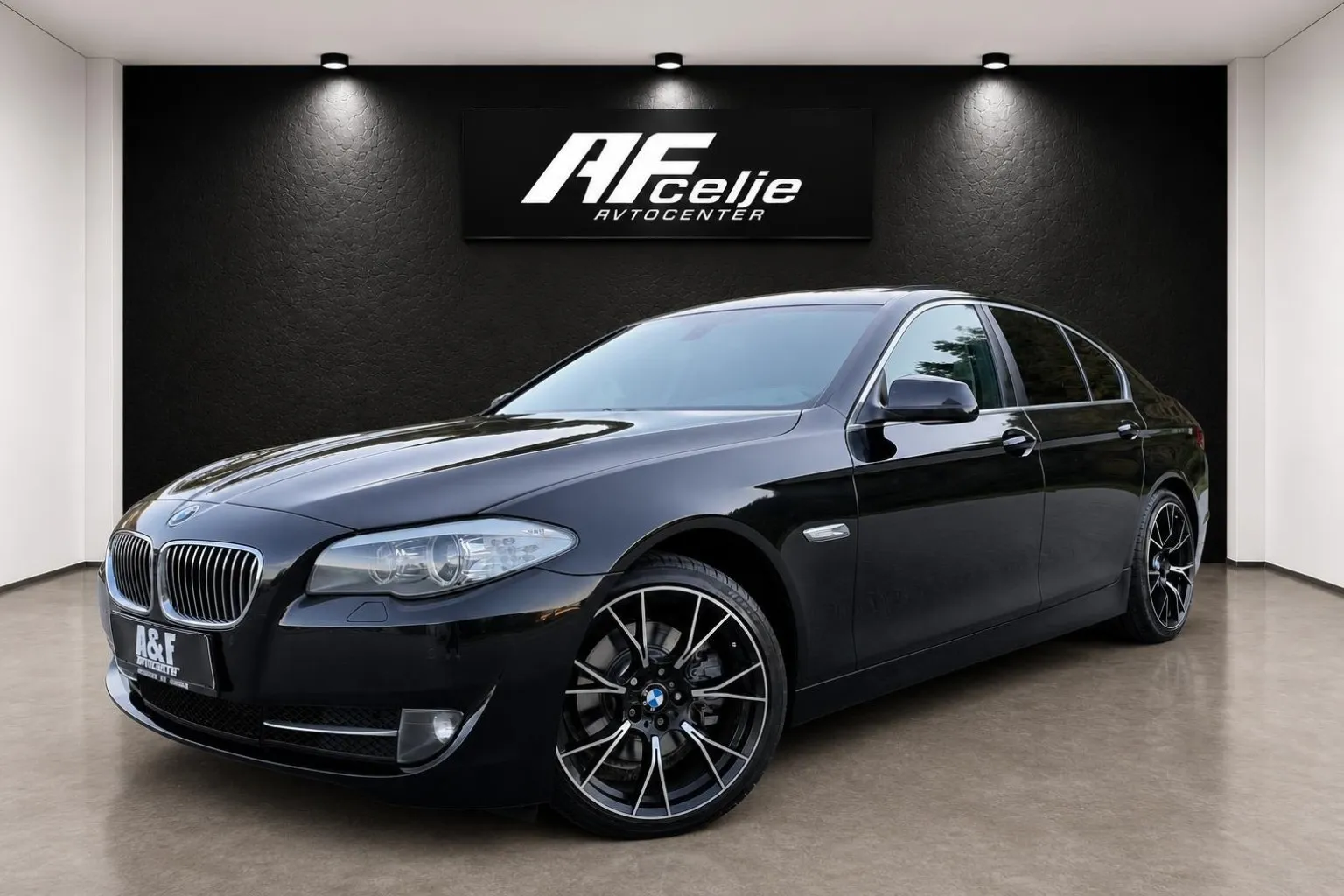 Zunanja slika - BMW serija 5: - 520D-AUT-VELIK NAVI-ŠIBEDAH-LIZING ZA TUJCE- - 1