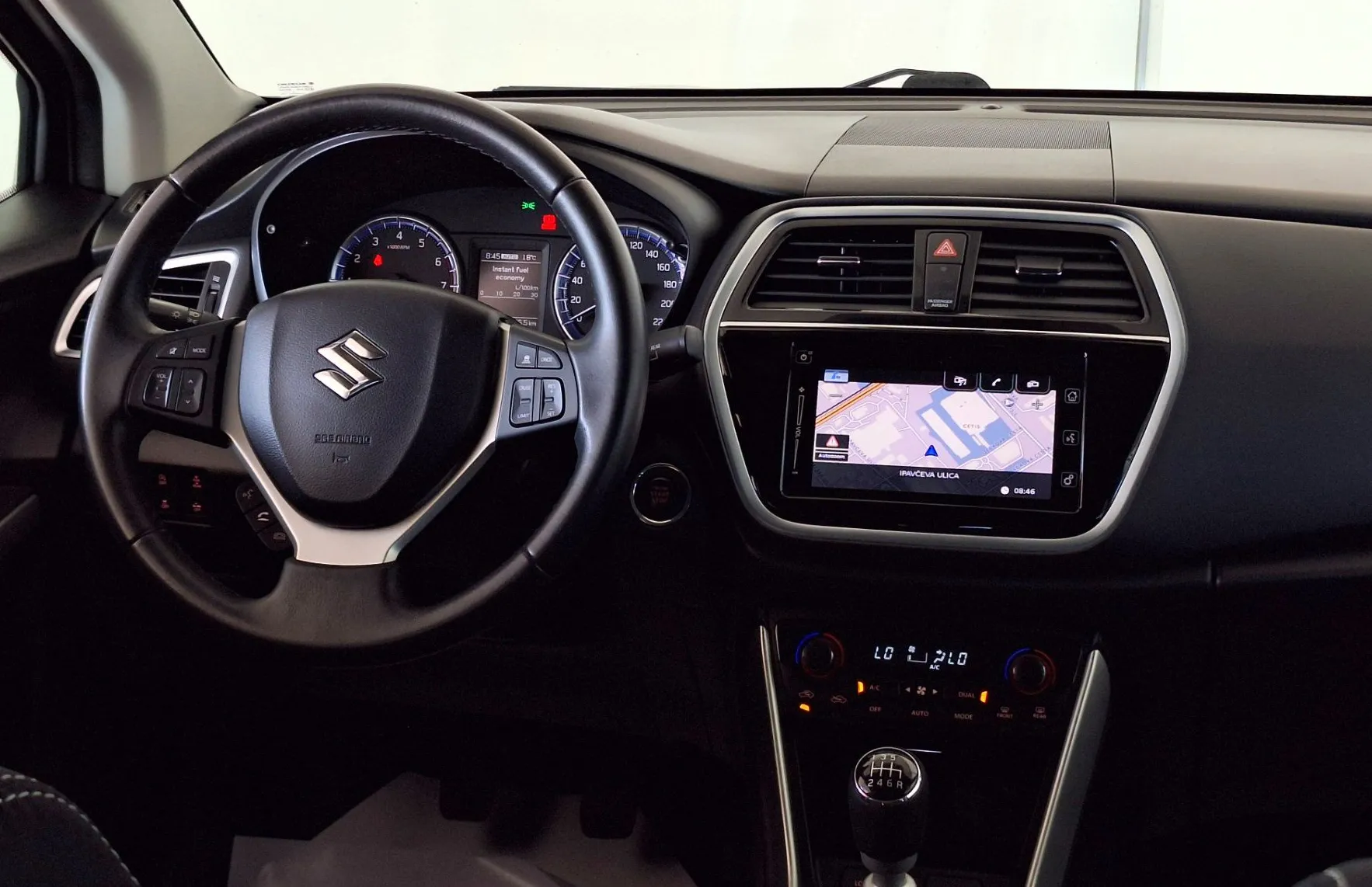 Zunanja slika - Suzuki SX4 S-Cross - 1.4 Boosterjet AllGrip Elegance•VL.KLJUKA•SLO• - 10