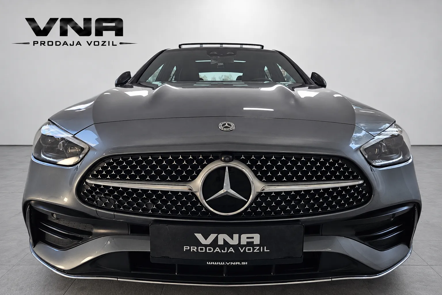 Zunanja slika - Mercedes-Benz C-Razred - C 300 d AMG |PANORAMA|VIRTUAL|AMBIENT|RADAR|ALU18| - 2