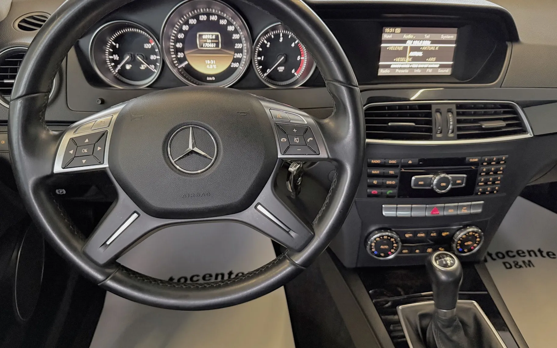 Zunanja slika - Mercedes-Benz C-Razred - C 220 CDI|SLO|XENON|NAVI|2X PDC|NOVE GUME - 9