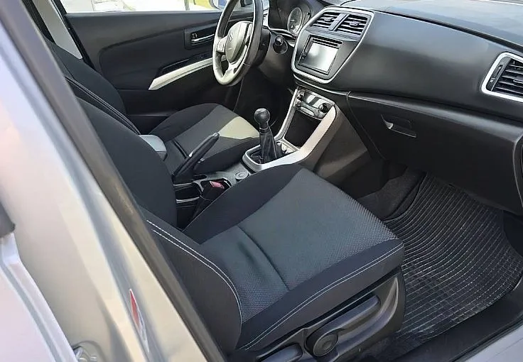Zunanja slika - Suzuki SX4 S-Cross - 1.6 VVT ELEGANCE 4WD zelo lep... - 11