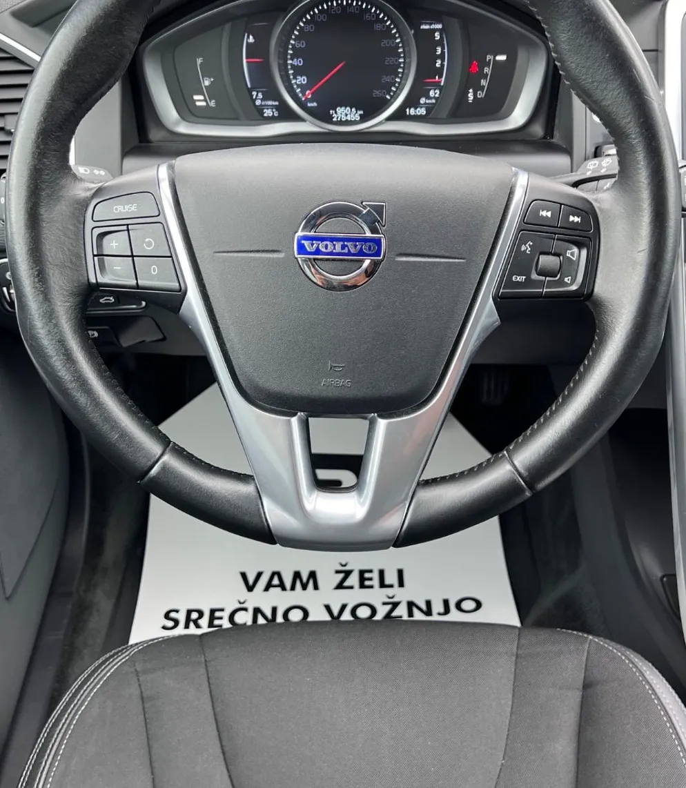 Zunanja slika - Volvo XC60 - 2.4 AWD D4+XENON+NAVI+KLJUKA... - 13