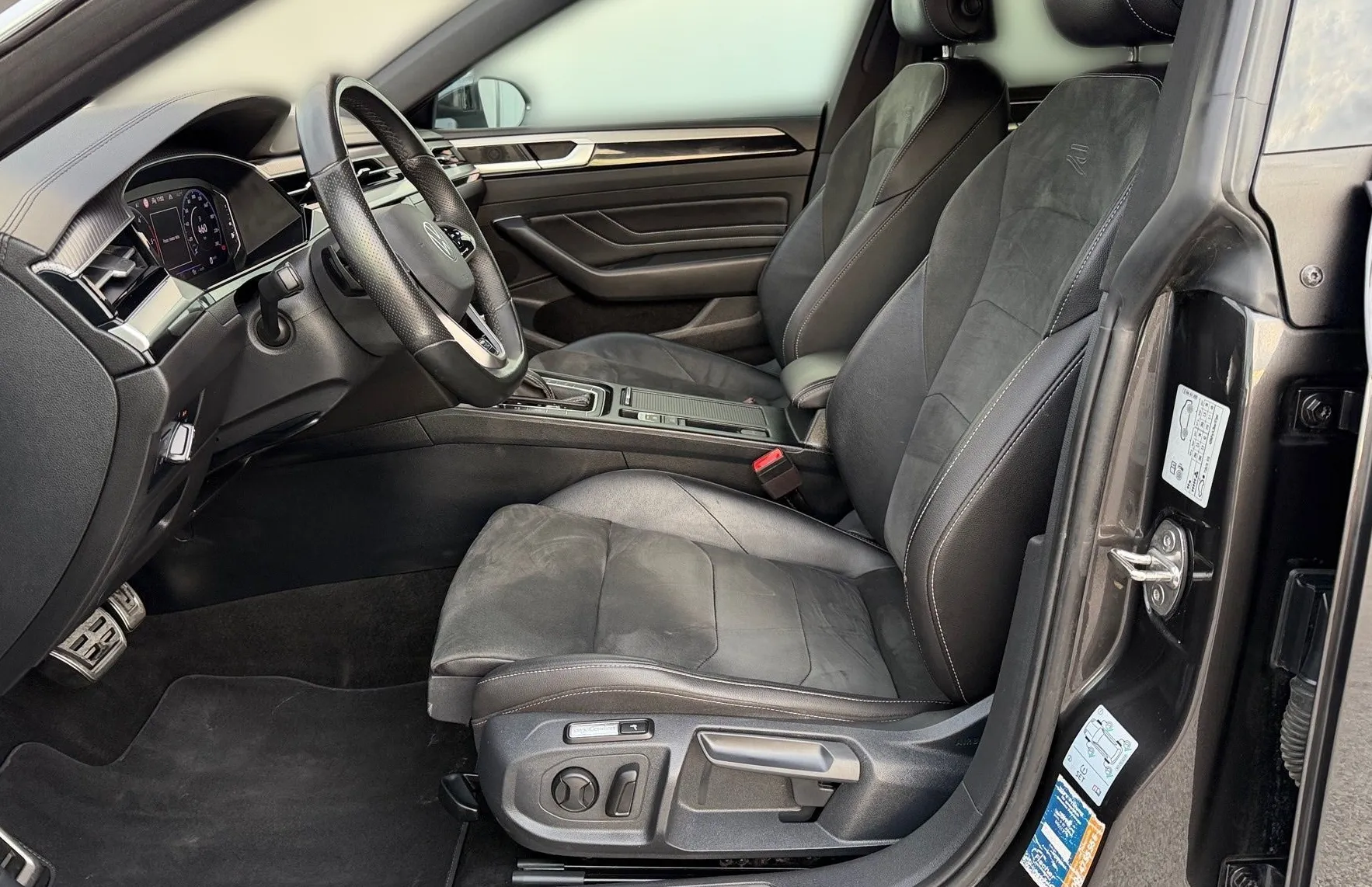Zunanja slika - VW Arteon - Shooting Brake 2.0 TDI DSG 4MOTION R-Line - 6