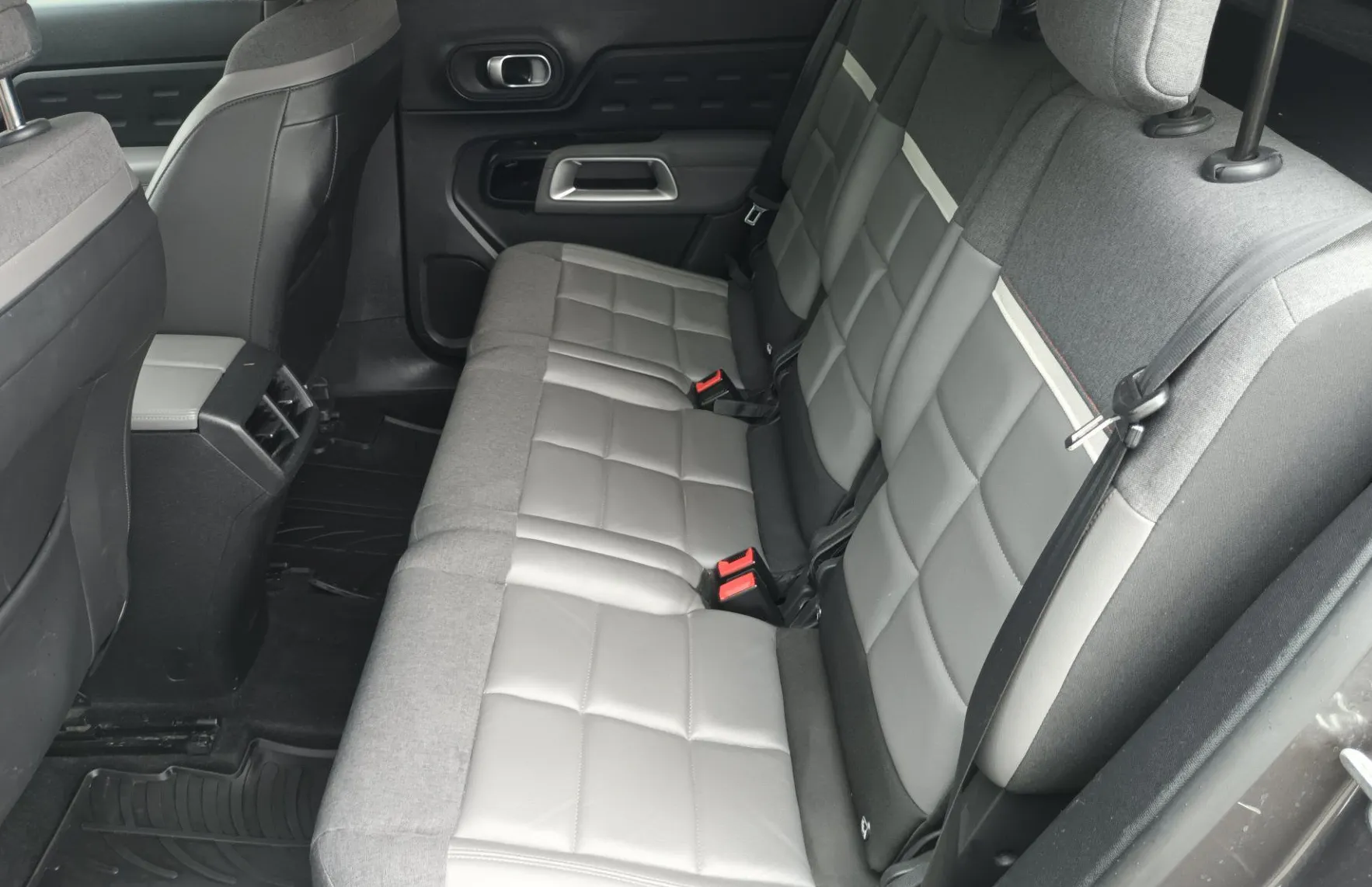 Zunanja slika - Citroën C5 Aircross - 1.6 PHEV Aut navi-acc-pdc-alu-servisiran - 14