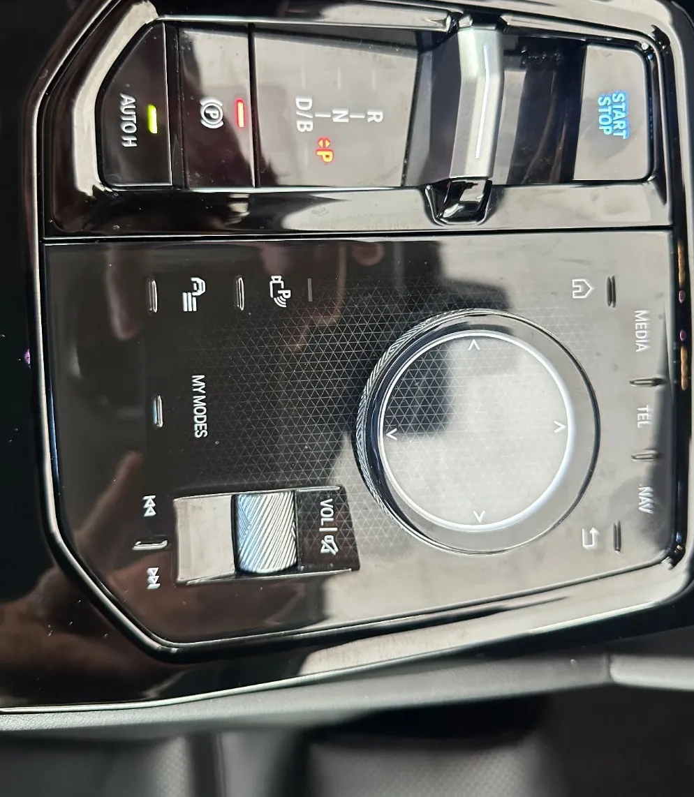 Zunanja slika - BMW i5 - eDrive40.LUKSENBURG.KAMERA.USNJE.LED-subvencija - 4