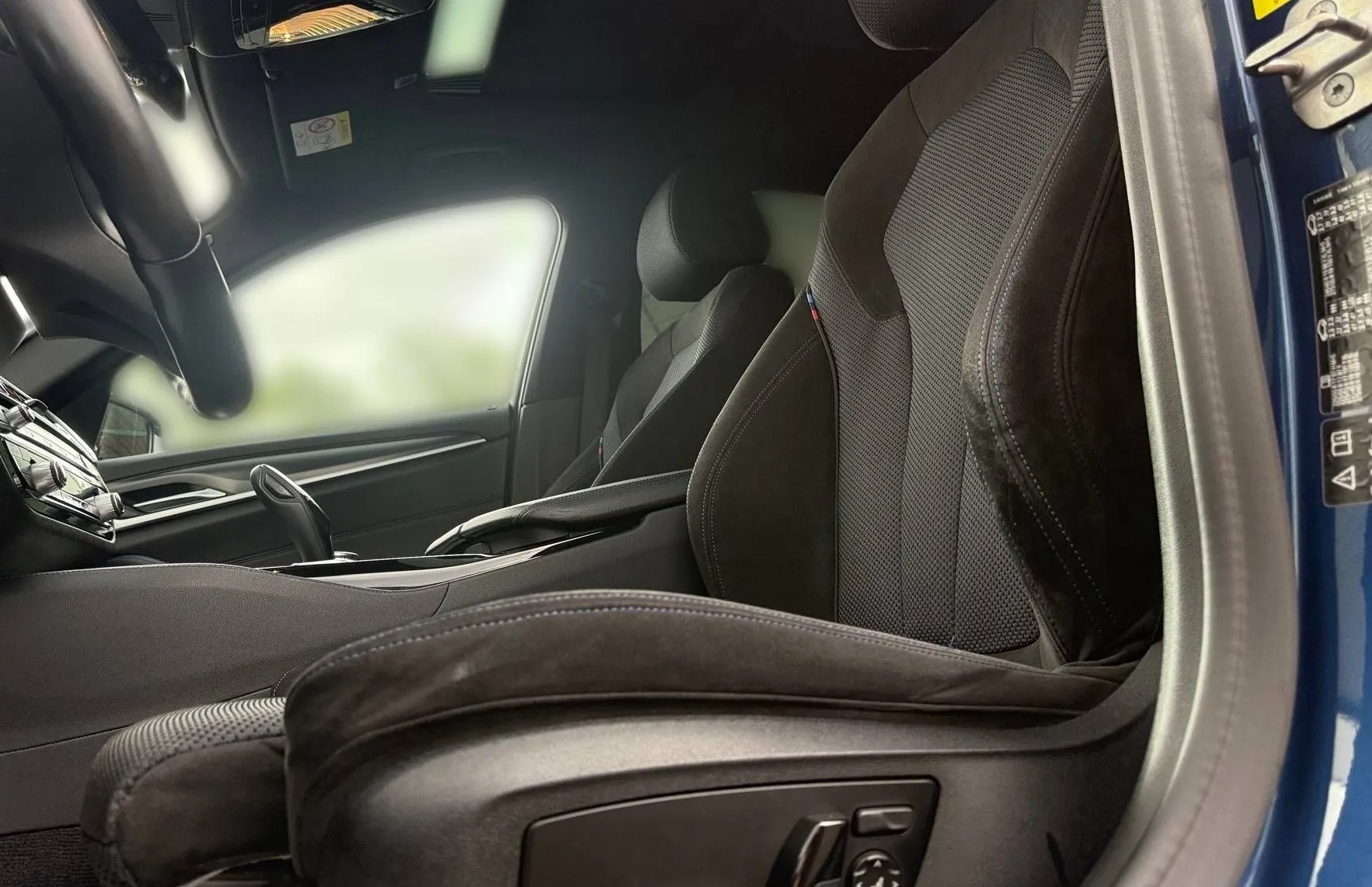 Zunanja slika - BMW Serija 5 - : 530d xDRIVE M SPORT PANO KAMERA LED VIRTUAL NAVI - 13