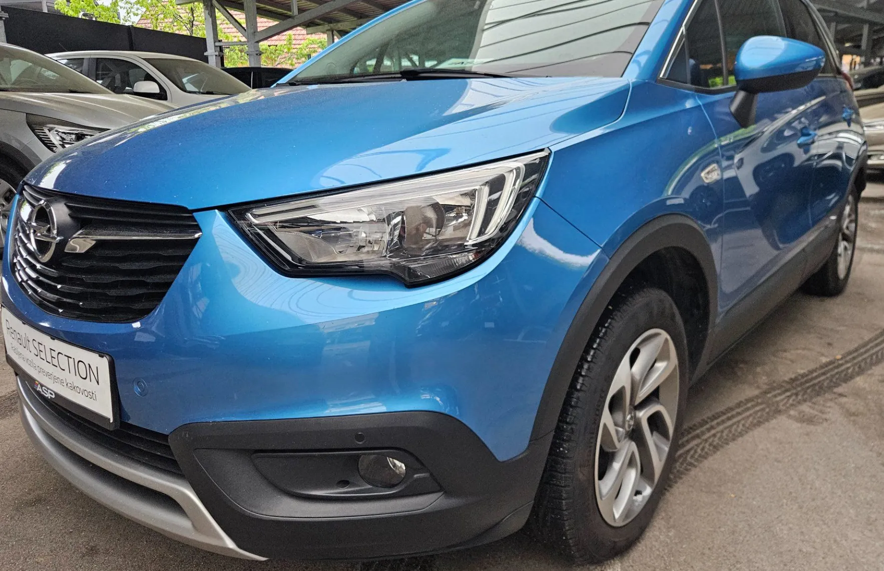 Zunanja slika - Opel Crossland X - 1.2T Innovation - 1