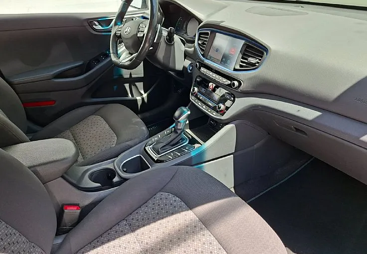 Zunanja slika - Hyundai Ioniq - 1.6 GDI Plug-In Hybrid Premium Safety Winter - 9