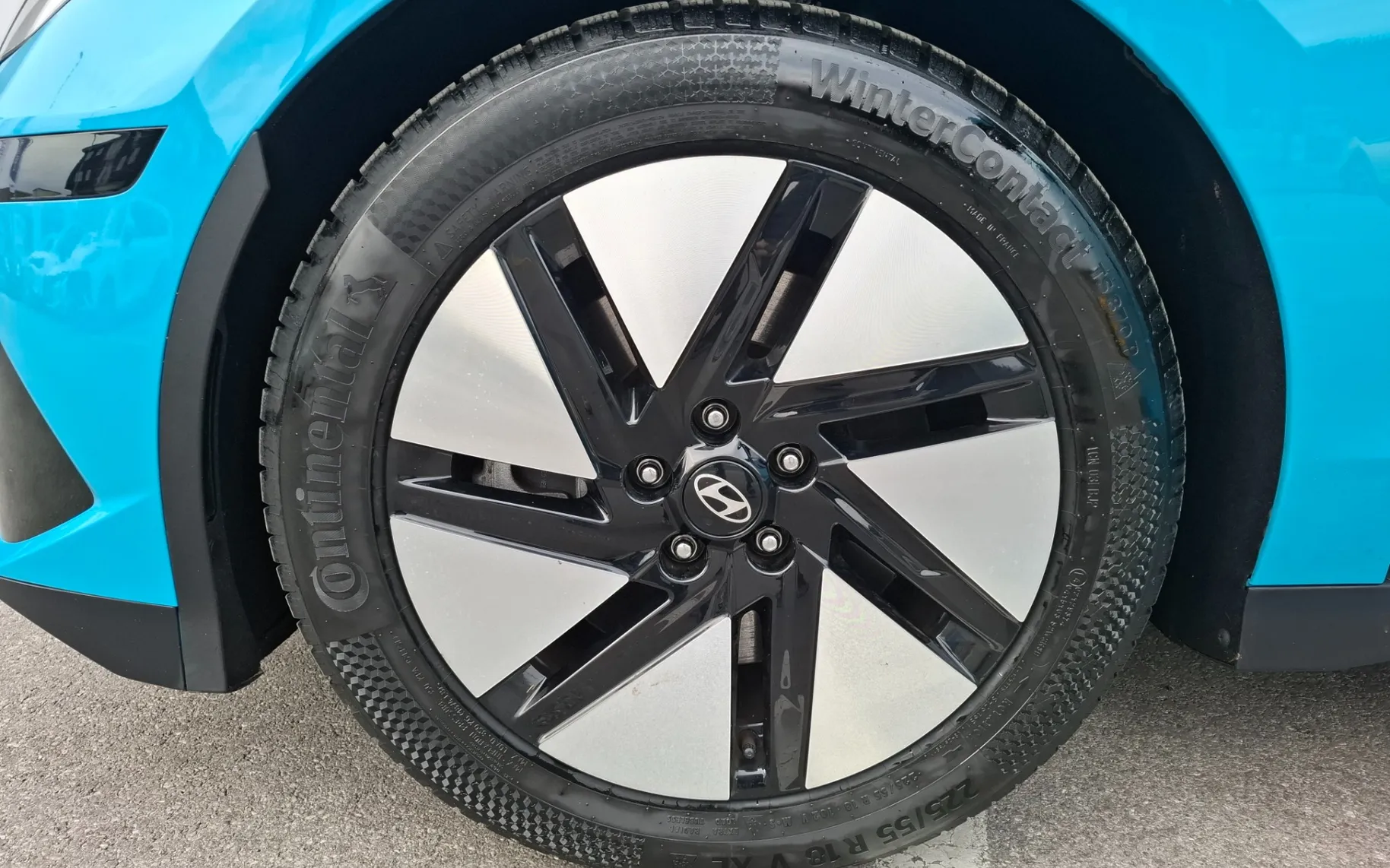 Zunanja slika - Hyundai Ioniq - 6 EV 53 kWh - 3.000€ SUBVENCIJE + BOGATA OPREMA - 19
