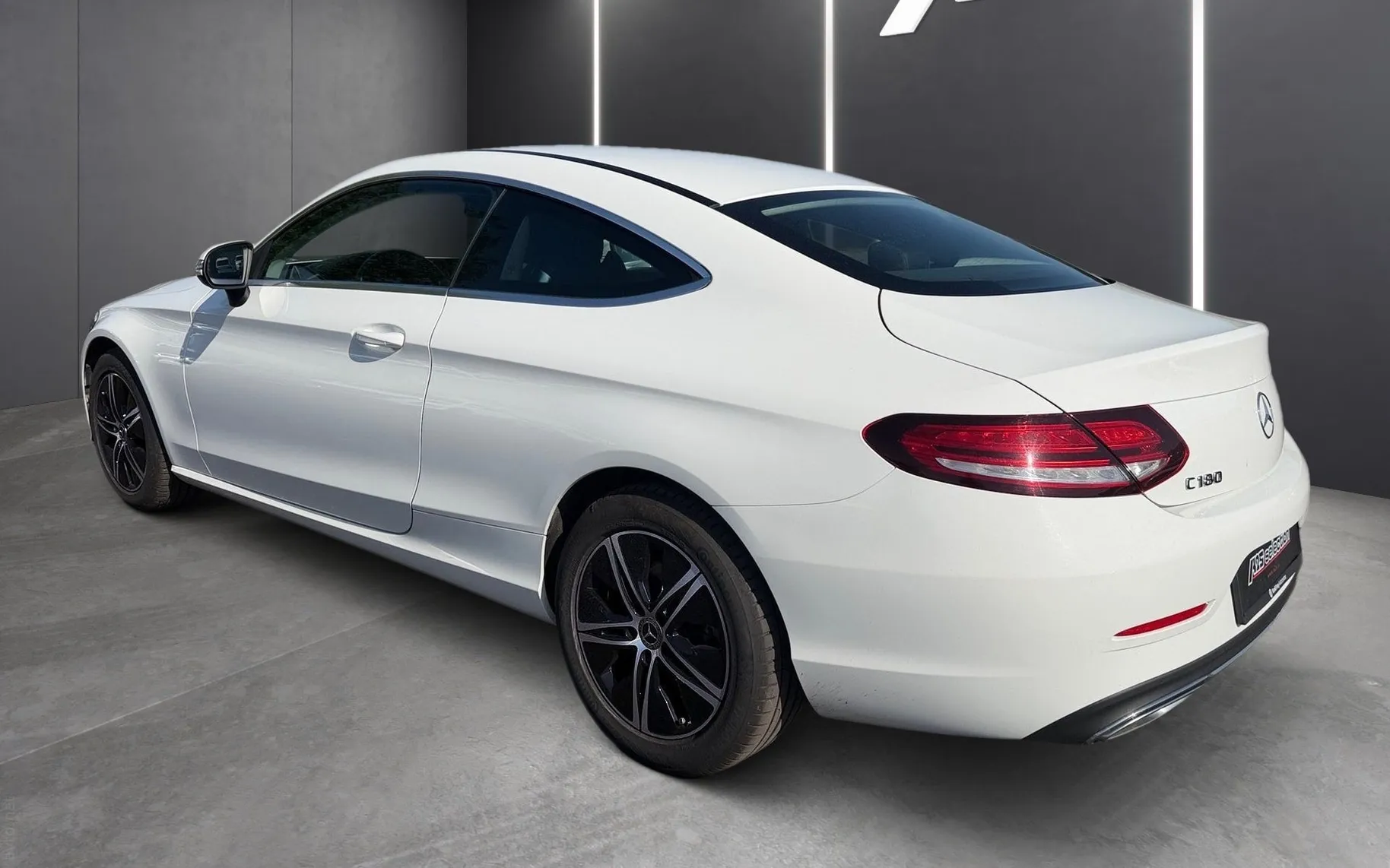 Zunanja slika - Mercedes-Benz C-Razred - C Coupe 180-SLO poreklo-LED-Vzvratna kamera - 4