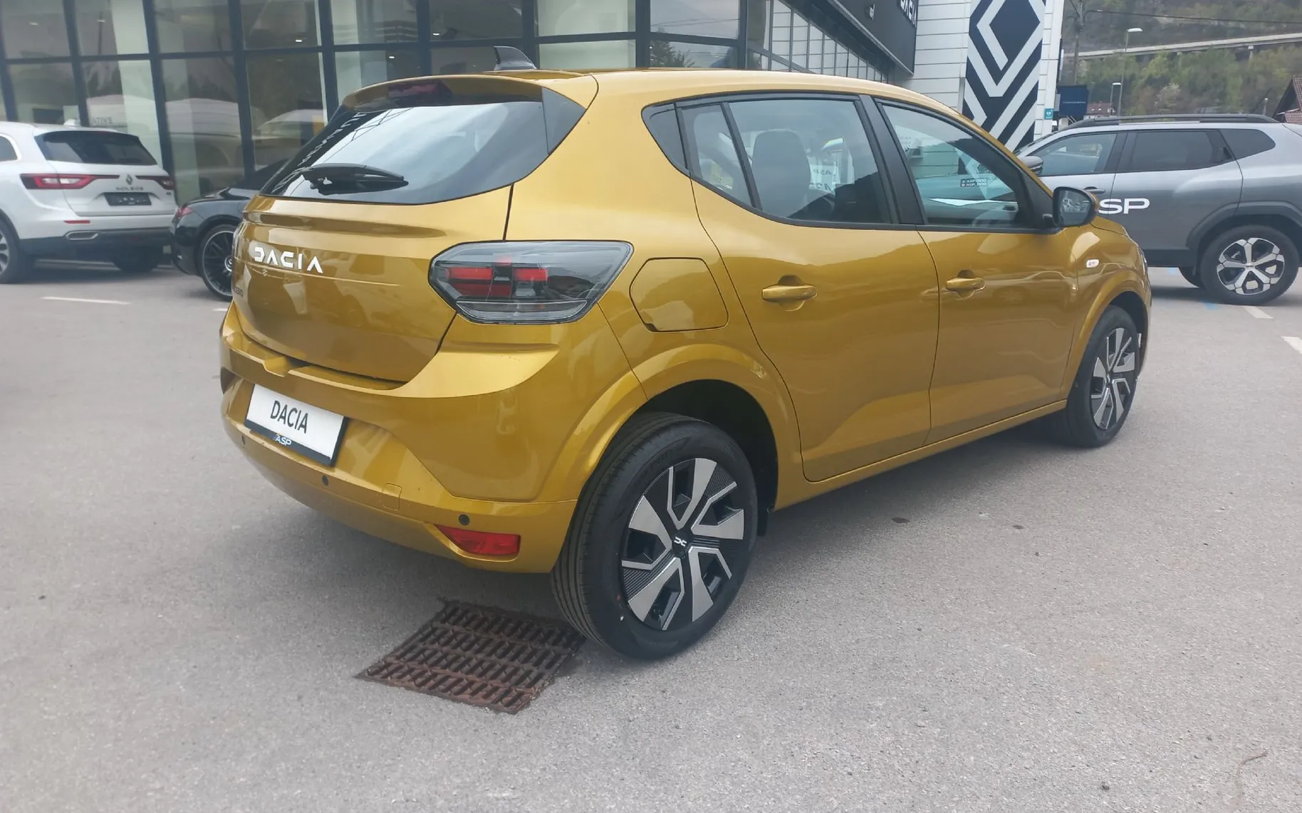 Zunanja slika - Dacia Sandero - 1.0 TCe 100 Expression - 4