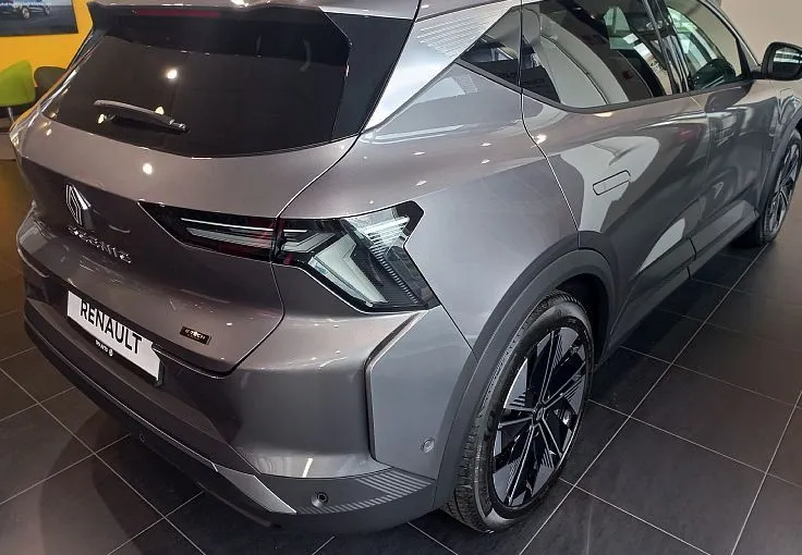 Zunanja slika - Renault Scénic - Scenic techno E-Tech Electric 170 Comfort range - 2