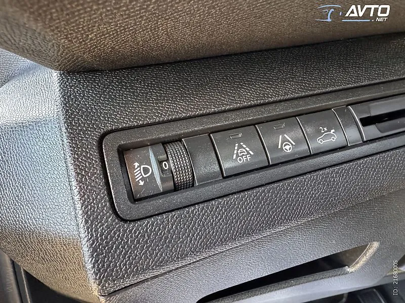 Zunanja slika - Peugeot 3008 - 1.5 BlueHDi 130 EAT8 Allure Pack - 15