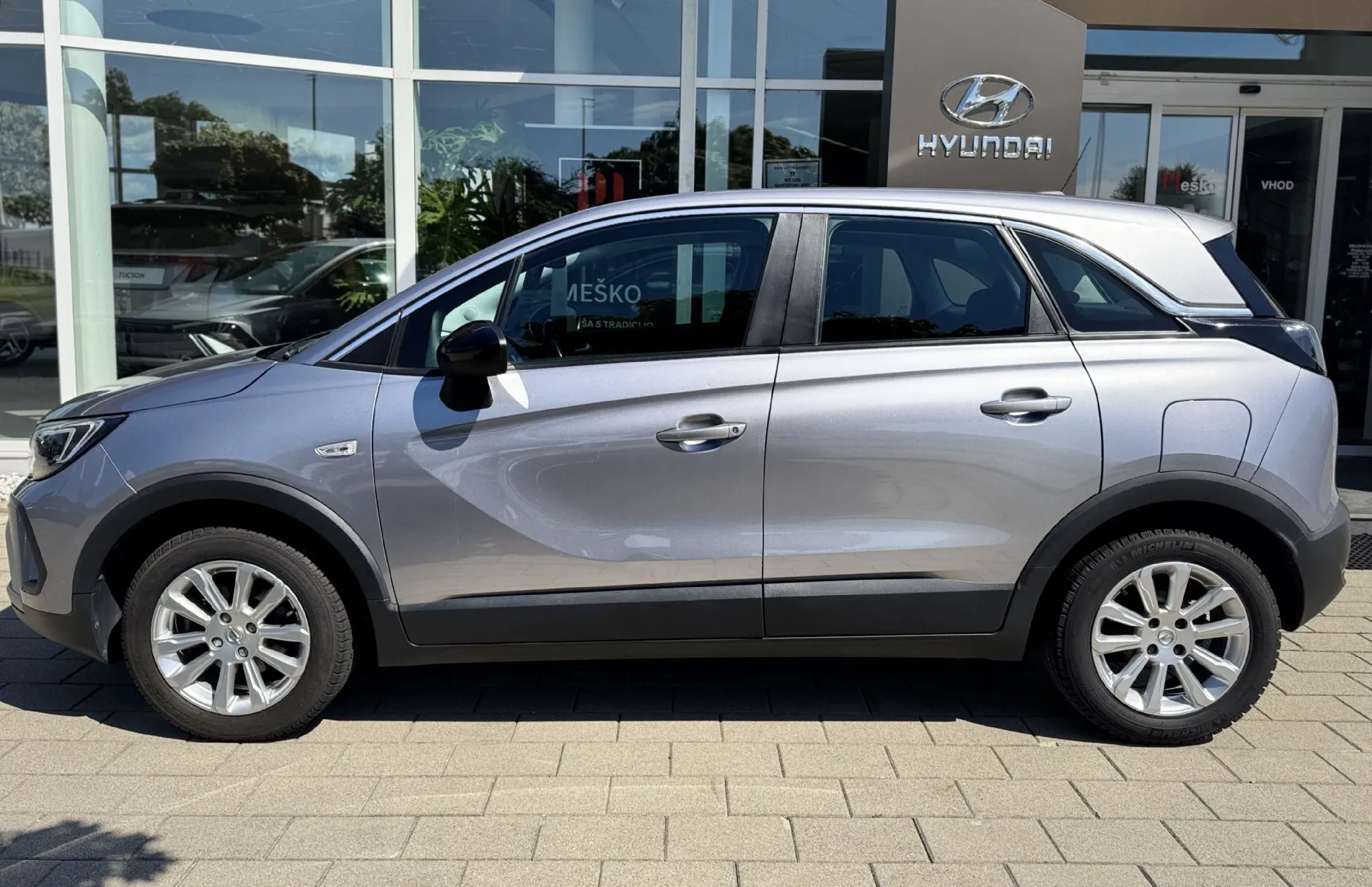 Zunanja slika - Opel Crossland - 1.5 CDTI AUT usnje-acc-tempomat-el.paket-PLUS BONU - 2