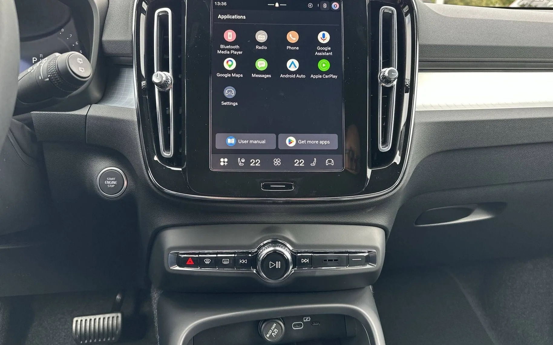 Notranja slika - Volvo XC40 - B3 P Plus Dark Avt. - 18