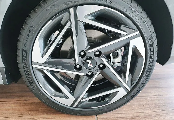 Zunanja slika - Hyundai i30 Wagon - 1.6 T-GDI N-LINE IMPRESSION AVT-AKT T-MRT K-VIDEO - 8
