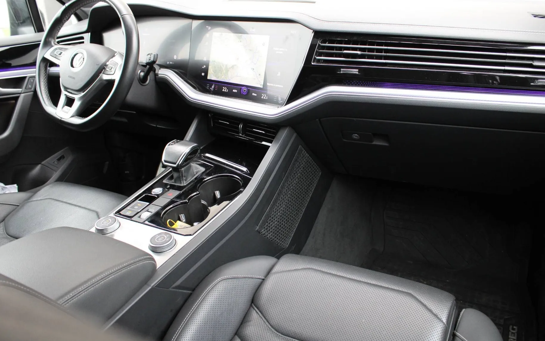 Zunanja slika - VW Touareg - V6 TDI R-LINE LUFT MASAŽA IQ MATRIX ACC KAM PANO.. - 13
