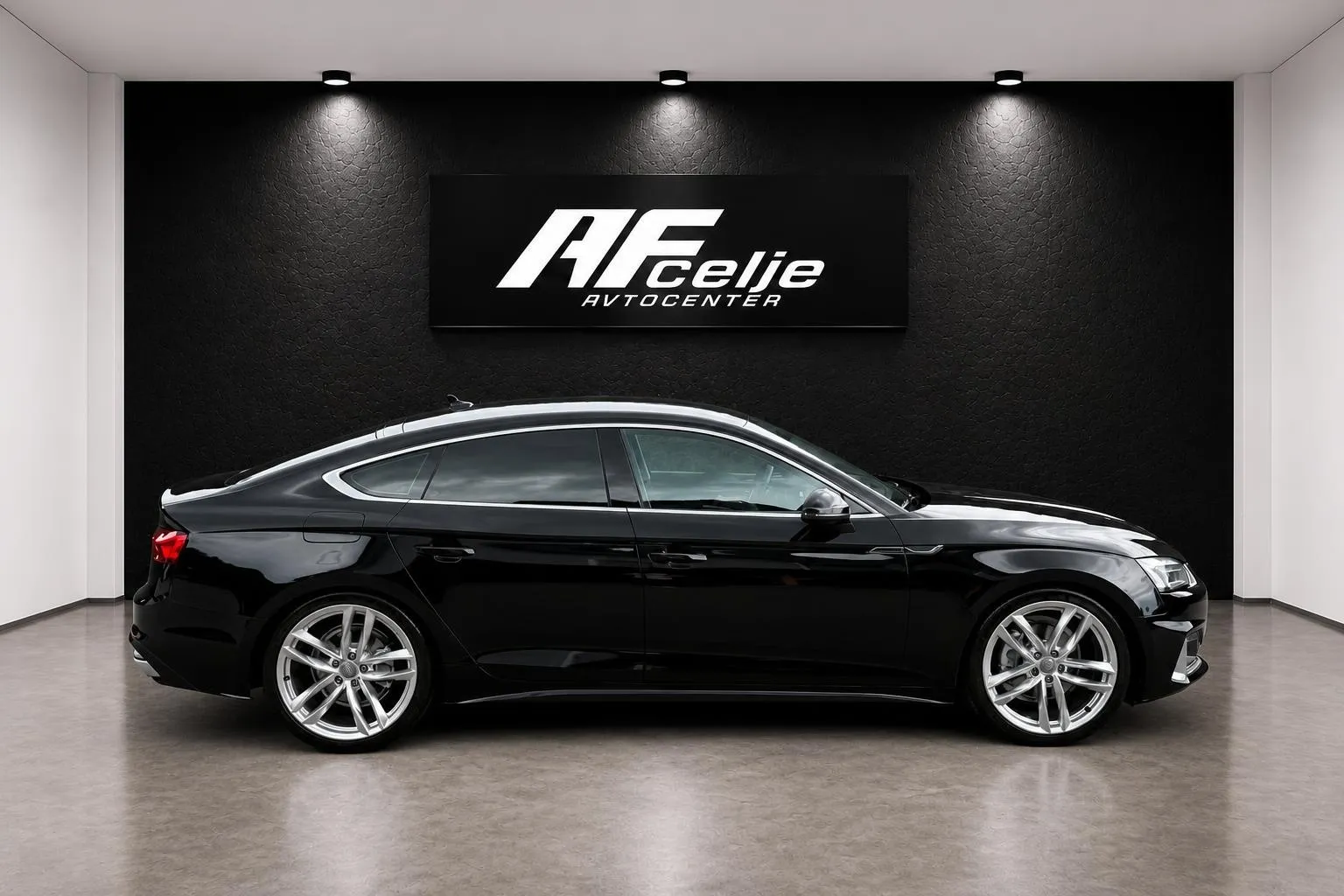 Zunanja slika - Audi A5 Sportback - 2.0 TDI-AUT-FUL LED-NAVI-LIZING ZA TUJCE-ODLIČEN-. - 4
