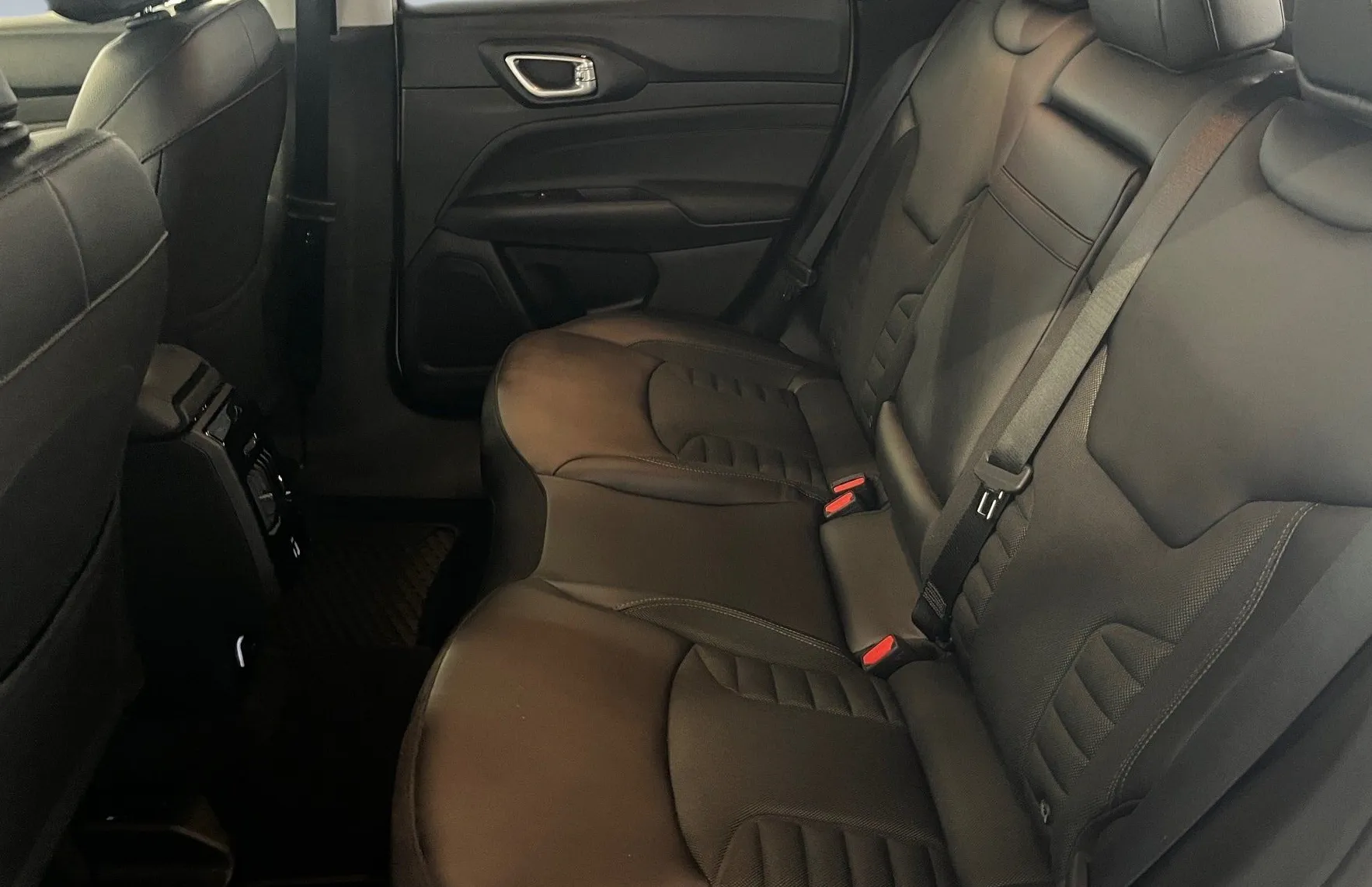 Zunanja slika - Jeep Compass - 1.5 T4 e-Hybrid North Star DCT - 11