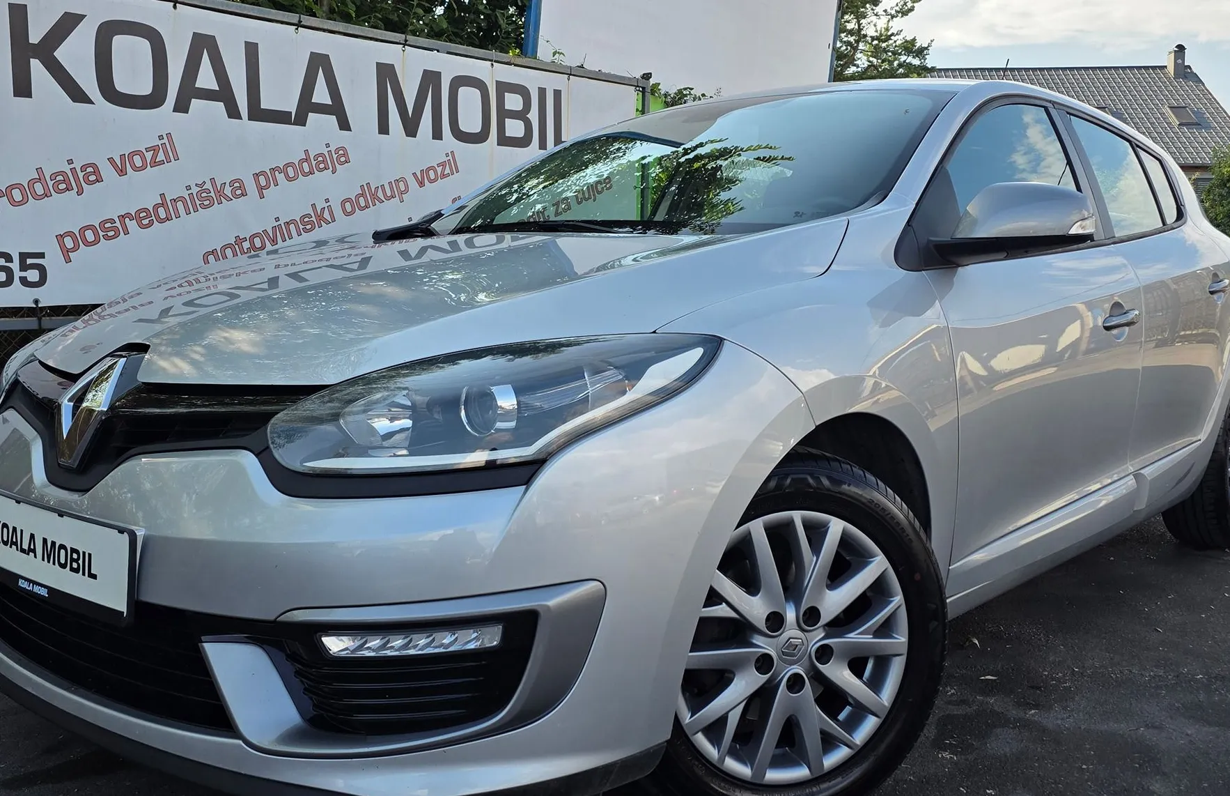 Zunanja slika - Renault Mégane - Megane Berline TCe 115 ALU PLATIŠČA-PDC-KLIMA-SLOVENSKI - 17