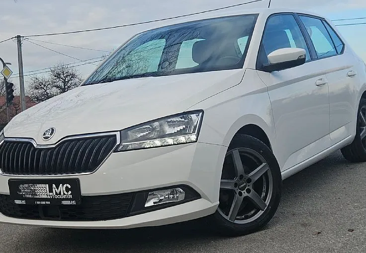 Zunanja slika - Škoda Fabia - 1.0 60ks °1.LASTNIK° °16-COL° °NAVIGACIJA °LED° - 2
