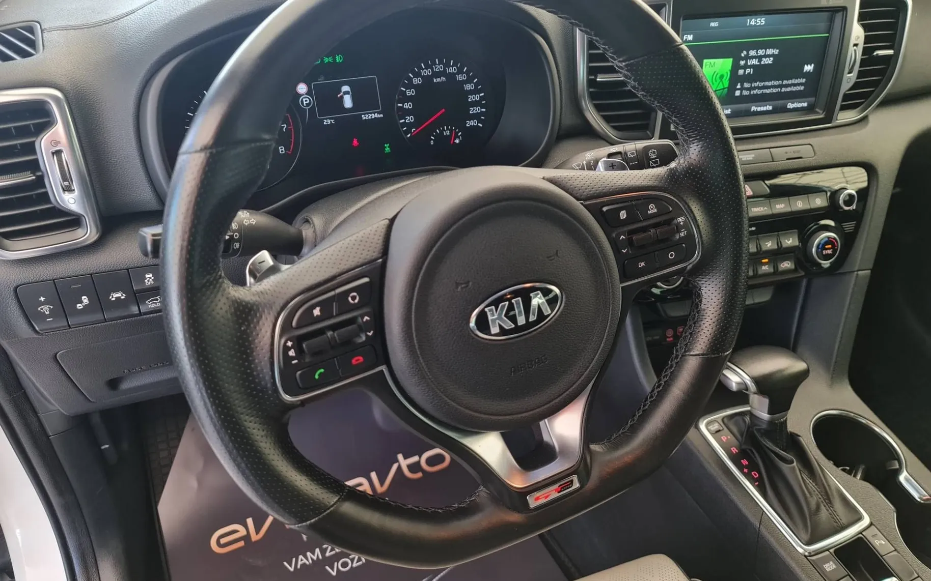 Notranja slika - KIA Sportage - 4WD 1.6 T-GDI GT-Line•1 Lastnik•Slovensko poreklo. - 12