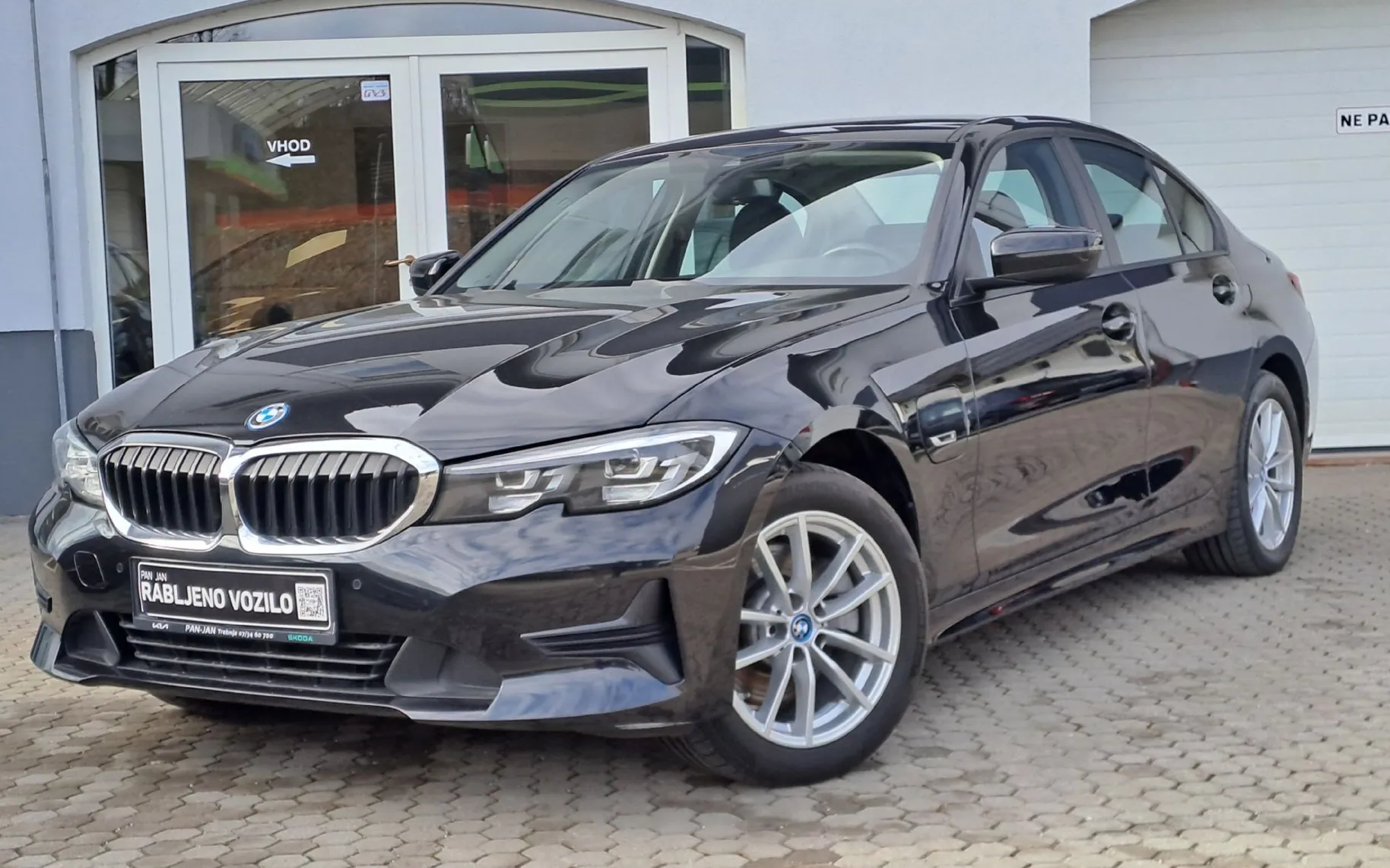 Zunanja slika - BMW Serija 3 - : 320E  A T - 1