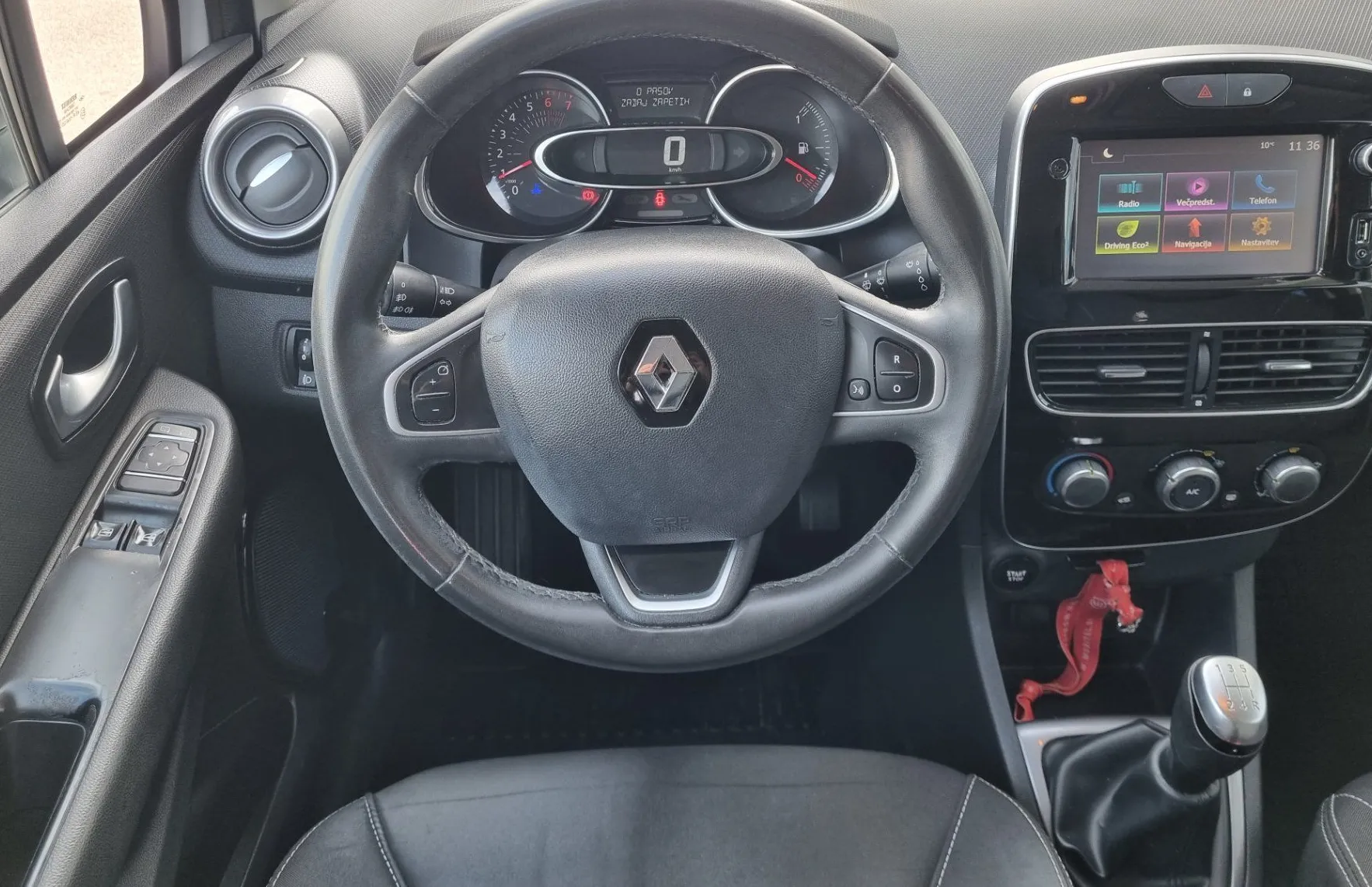 Zunanja slika - Renault Clio - Grandtour 0.9 TCe - SLOVENSKO POREKLO - 2. LASTNIK - 11