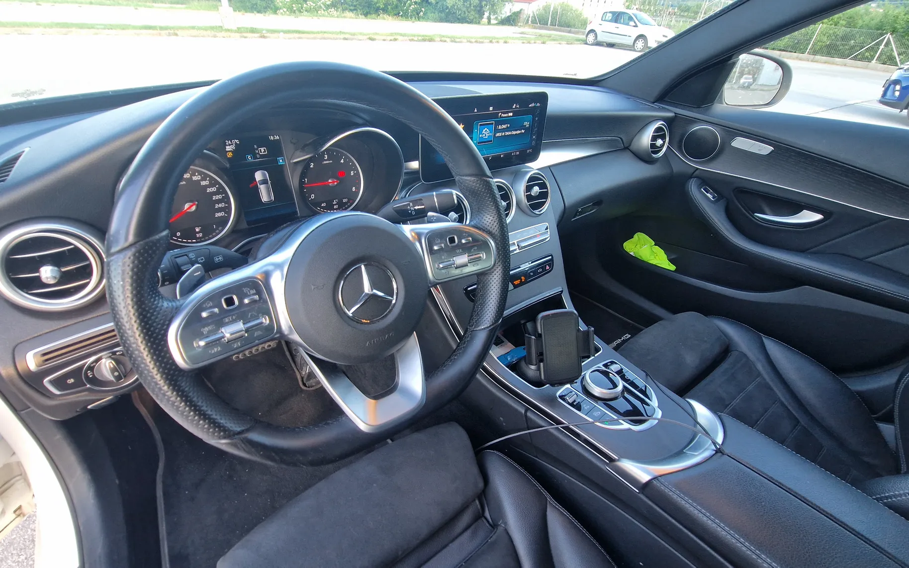 Notranja slika - Mercedes-Benz C-Razred - C 220 d - 7