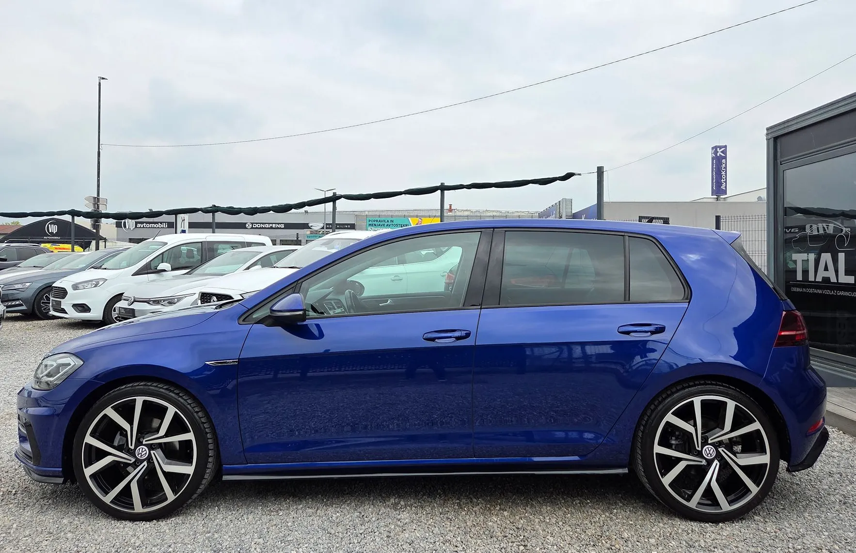 Zunanja slika - VW Golf - 1.5TSI R-Line-SLO-140.000KM-LED-ALU19-2XPDC-ACC... - 4