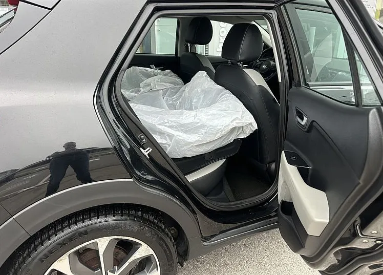 Zunanja slika - KIA Stonic - 1.4 MPI 73.3 kW 100 KM  EX Edition - 11