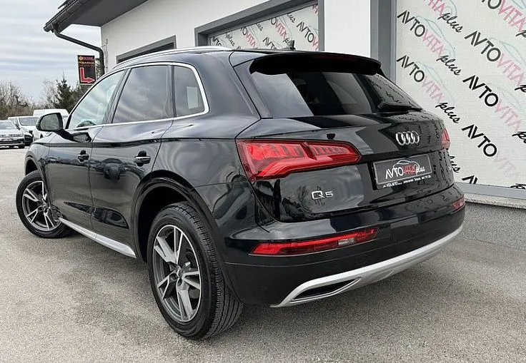 Zunanja slika - Audi Q5 - 40 TDI quattro S tronic Sport 140kW - 5
