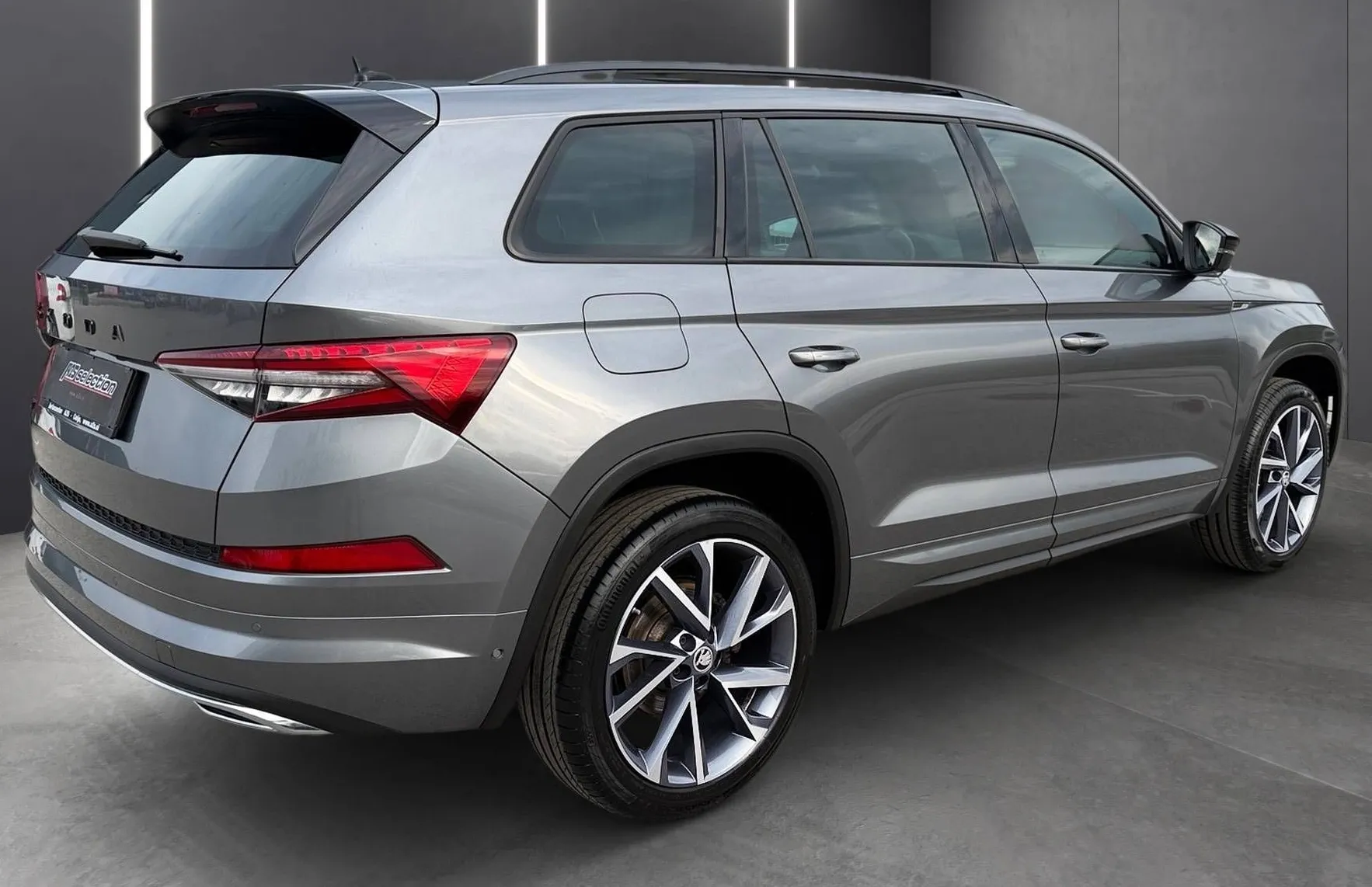 Zunanja slika - Škoda Kodiaq - Sportline 2.0 TDI 110kW DSG-Panorama-Matrix-Usnje - 3