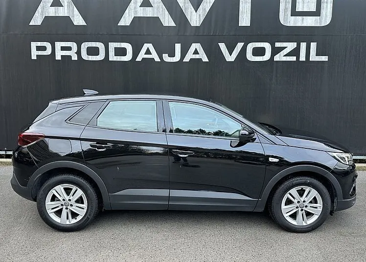 Zunanja slika - Opel Grandland X - 1.5 DIESEL 96KW ENJOY AUTO-KAMERA-PDC-ALU-ODLIČEN - 3