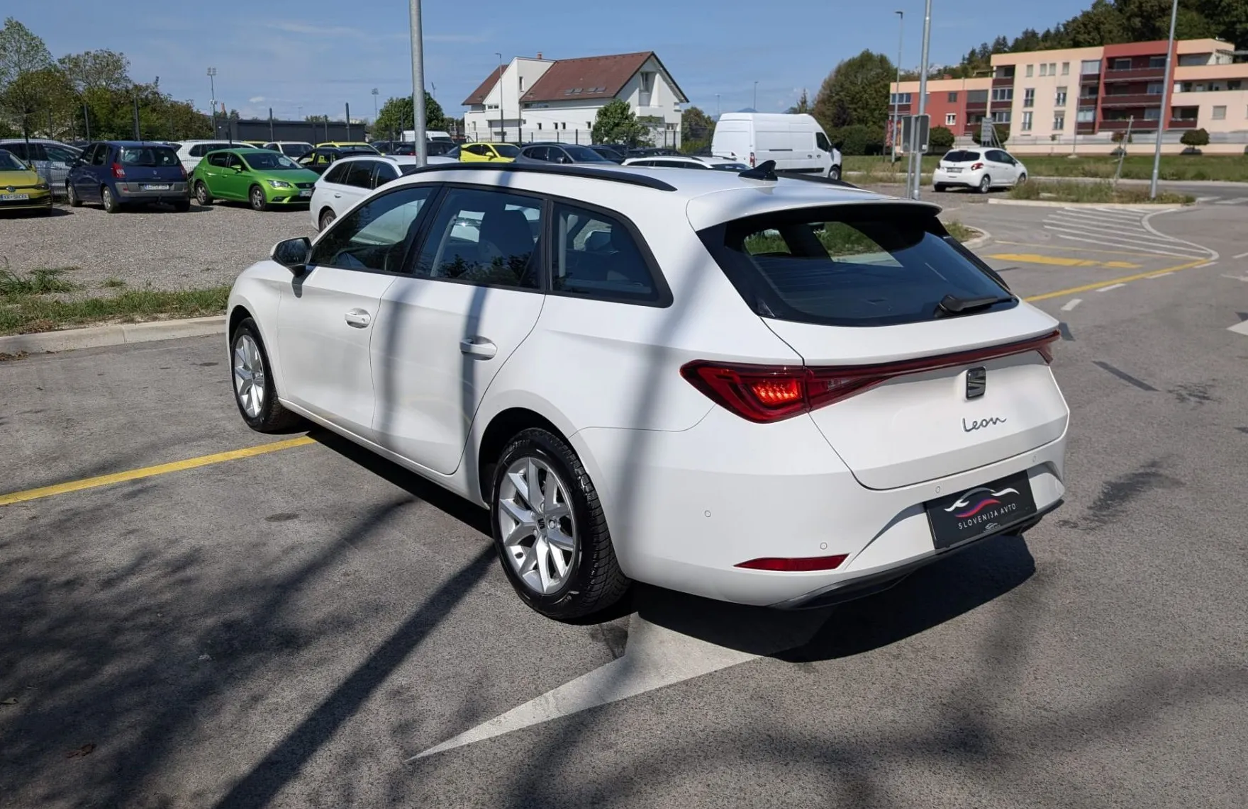 Zunanja slika - Seat Leon - 2.0 TDI STYLE ST|fuLED|AC|NAVI|ASSIS|Wirtual - 5
