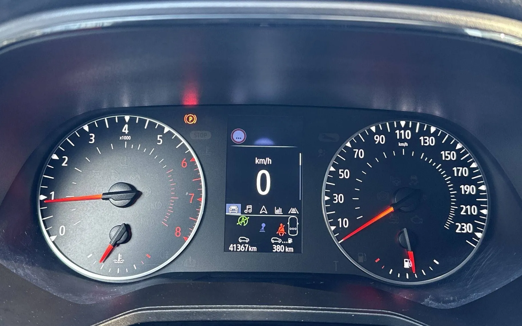 Notranja slika - Renault Clio - TCe 90 Evolution - 15