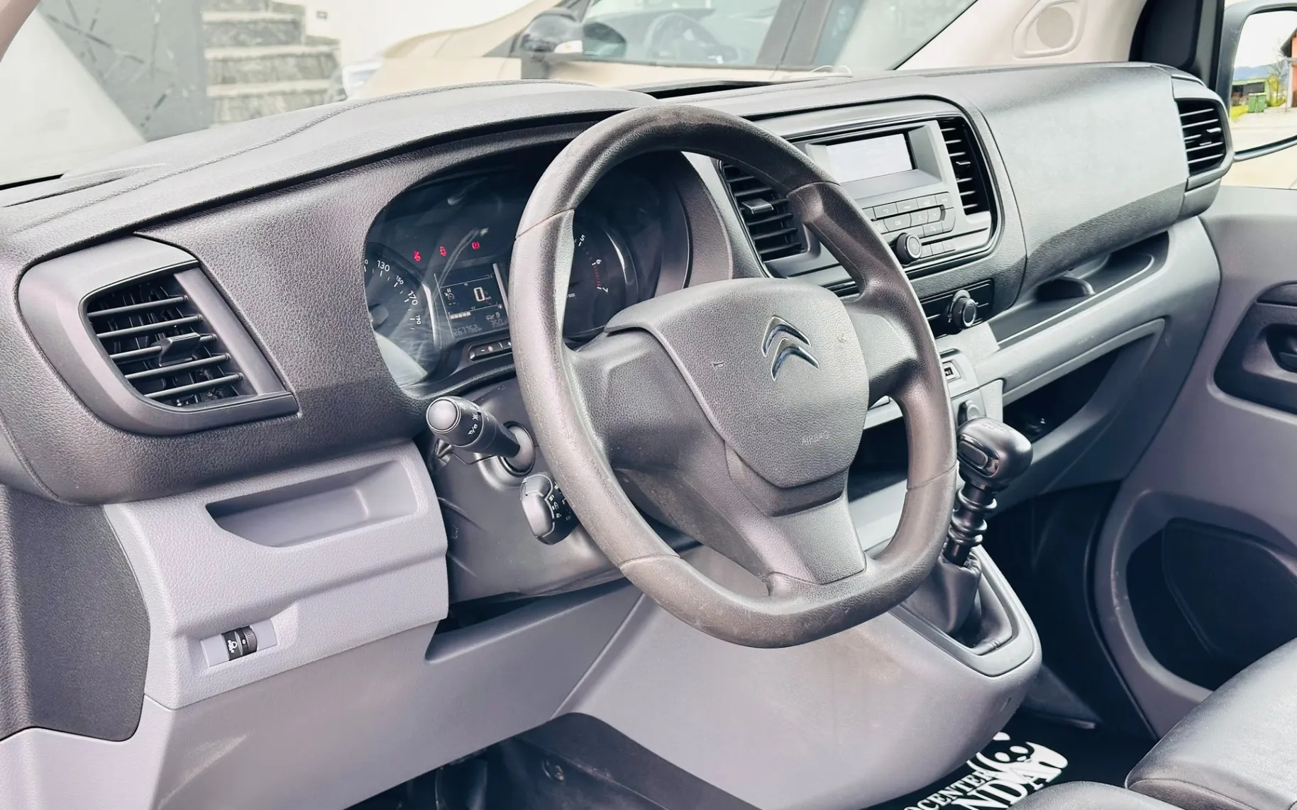 Zunanja slika - Citroën Jumpy - 2.0 HDI L2 - 9