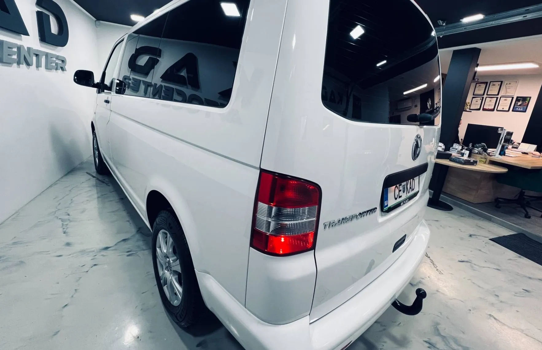 Zunanja slika - VW Transporter - 8+1 - 5