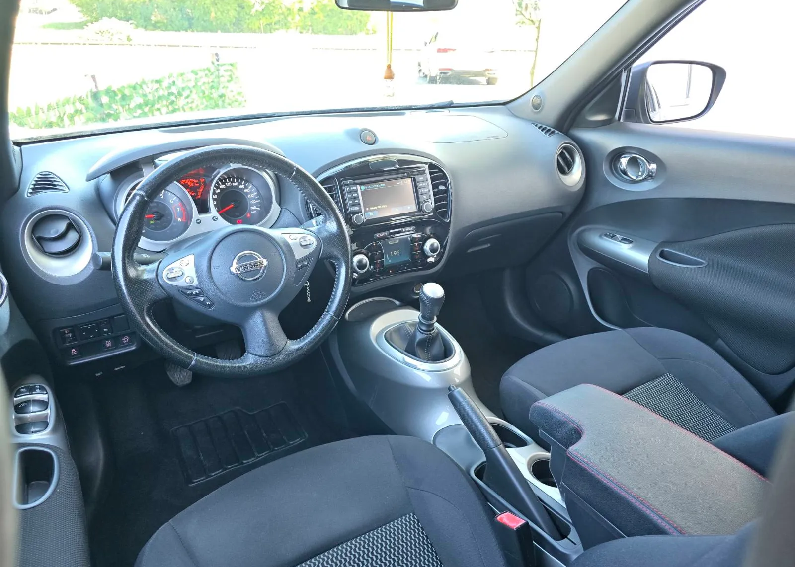 Notranja slika - Nissan Juke - 1.2 DIG-T - 5