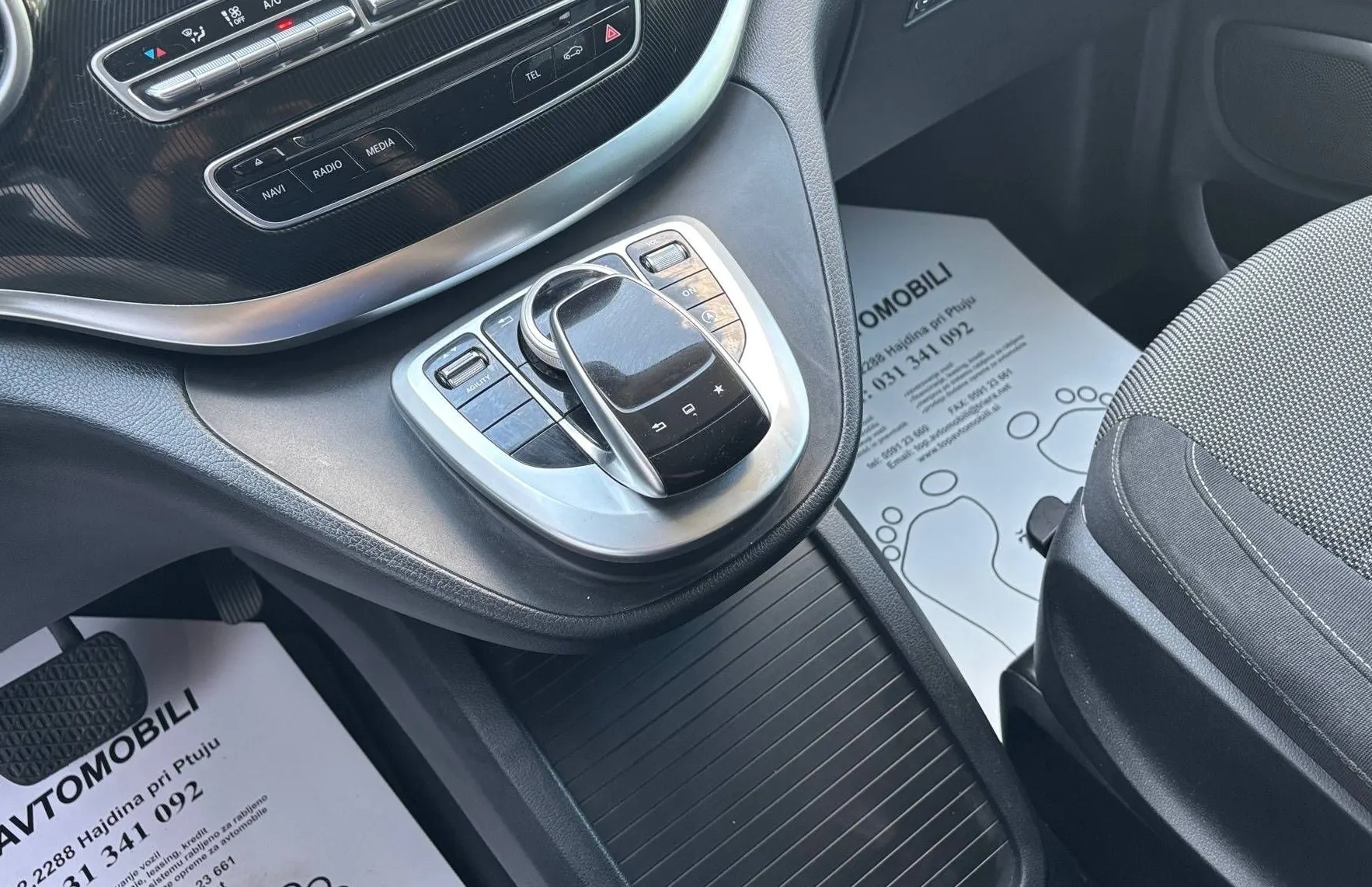 Zunanja slika - Mercedes-Benz V-Razred - V 250d DOLGI AMG-LINE FUL LED NAVI TEMP KAM - 17