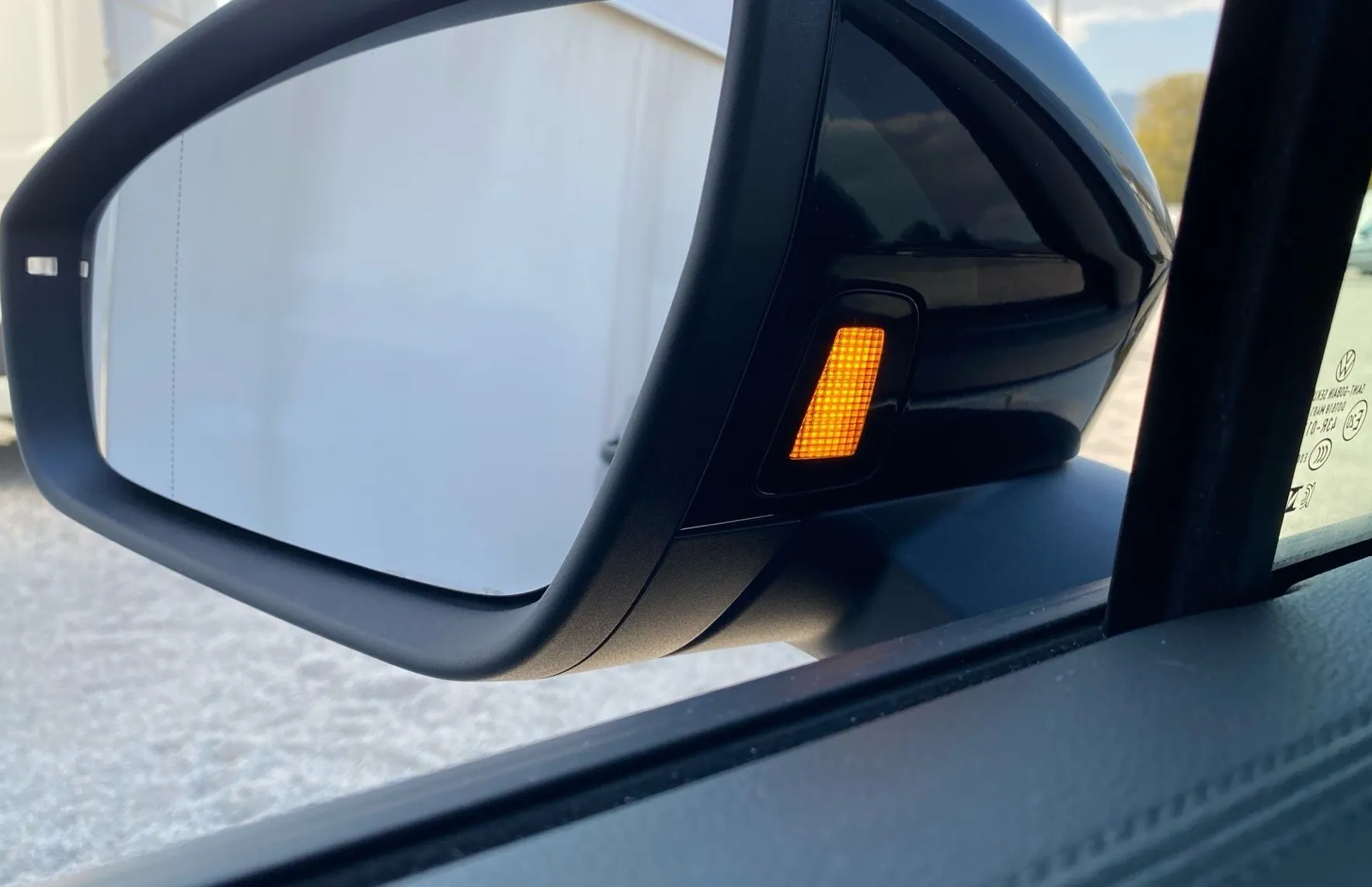 Zunanja slika - VW Tiguan - 1.5 eTSI BMT 4All DSG - 8