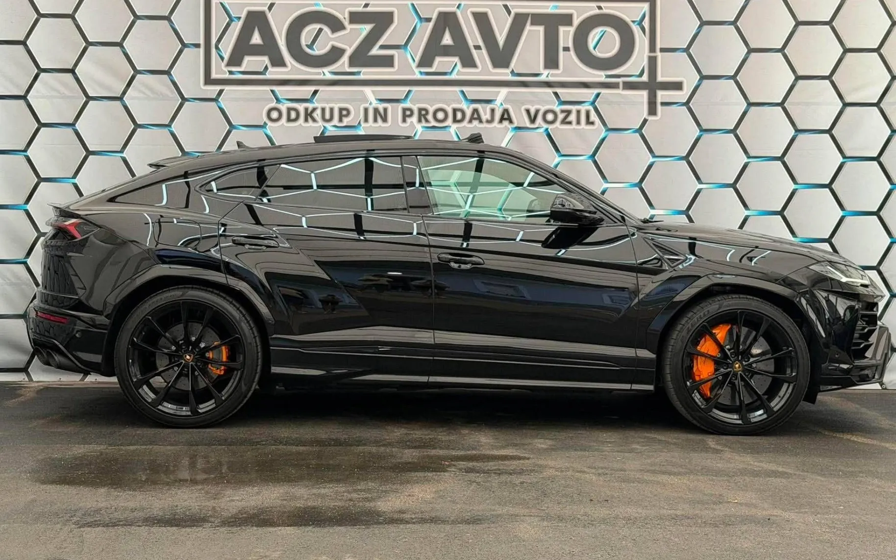 Zunanja slika - Lamborghini Urus - CITURA•23 COL•SOFT•ZRAČNO•3D BANG•PANO•VIRTUAL•F1• - 5