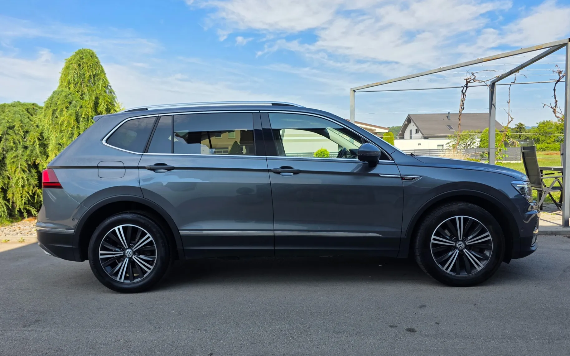 Zunanja slika - Volkswagen Tiguan - 2,0 TDI Highline DSG - 5