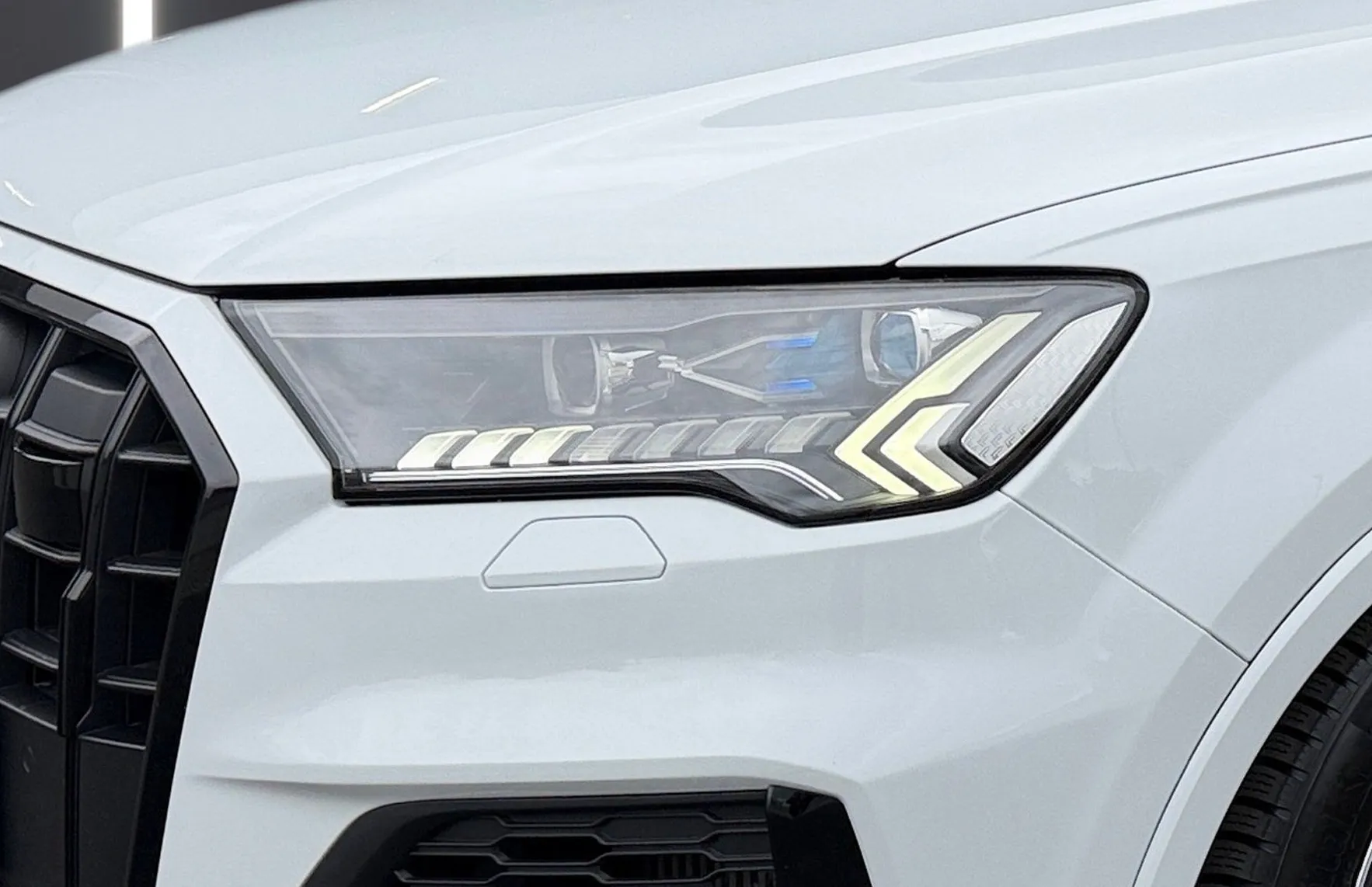 Zunanja slika - Audi SQ7 - TFSI quattro Tiptronic-SLO-Panorama-HD Matrix-B O. - 5